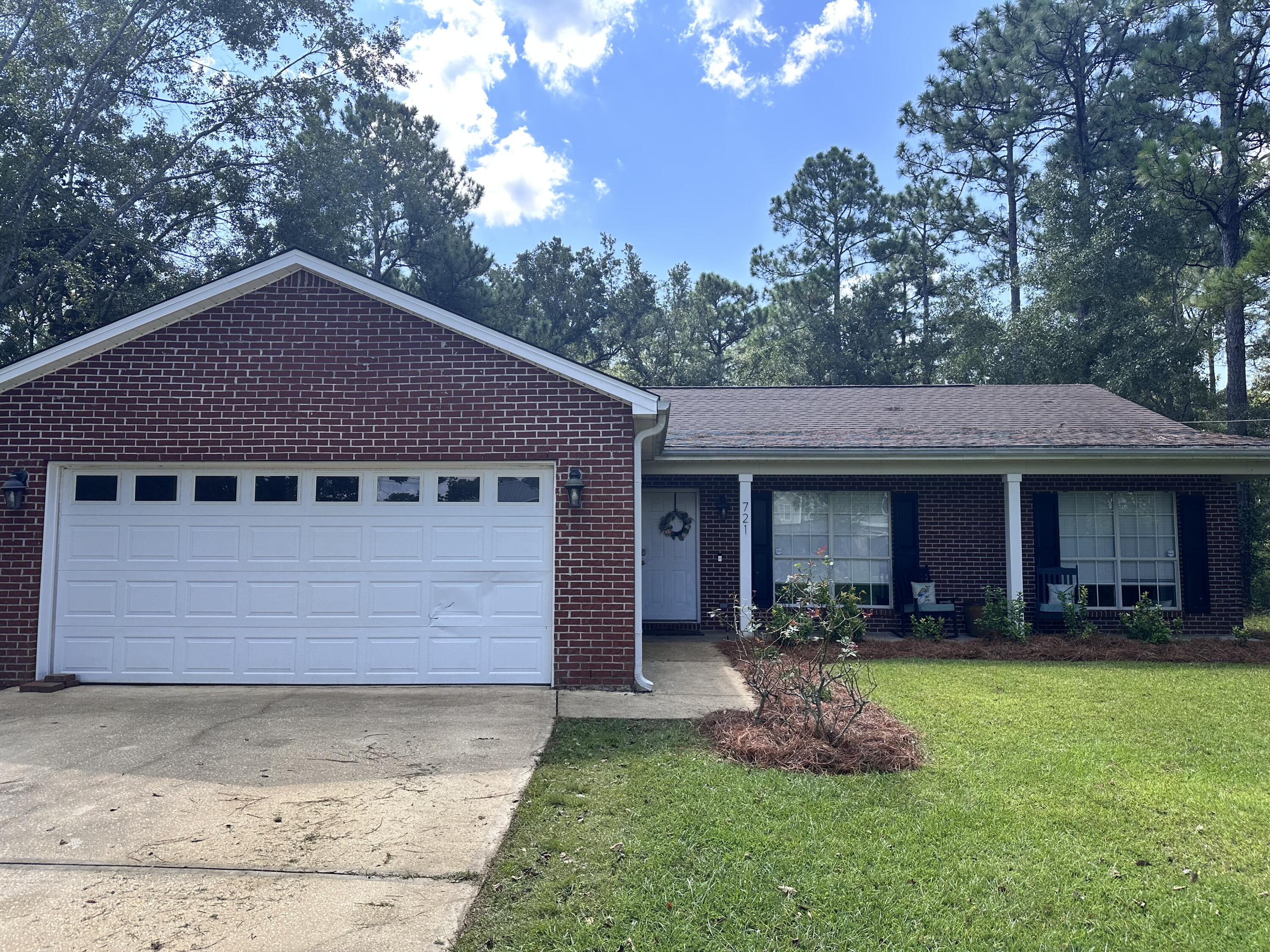 MALLET BAYOU - Residential Lease