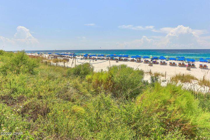 MAJESTIC BEACH TOWERS I - Residential