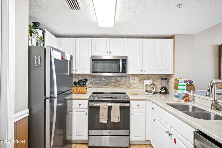 MAJESTIC BEACH TOWERS I - Residential