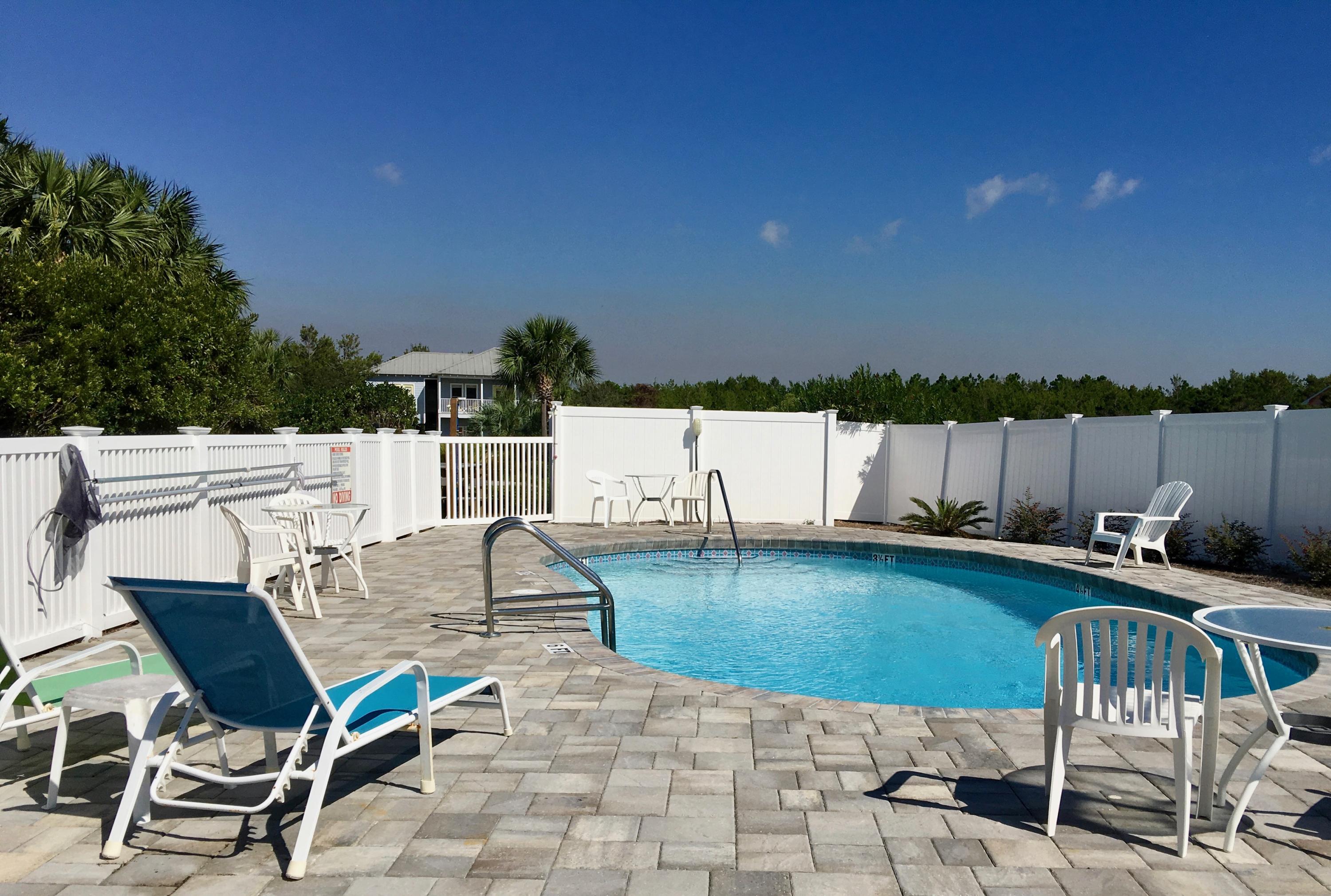 TRANQUIL SHORES - Residential