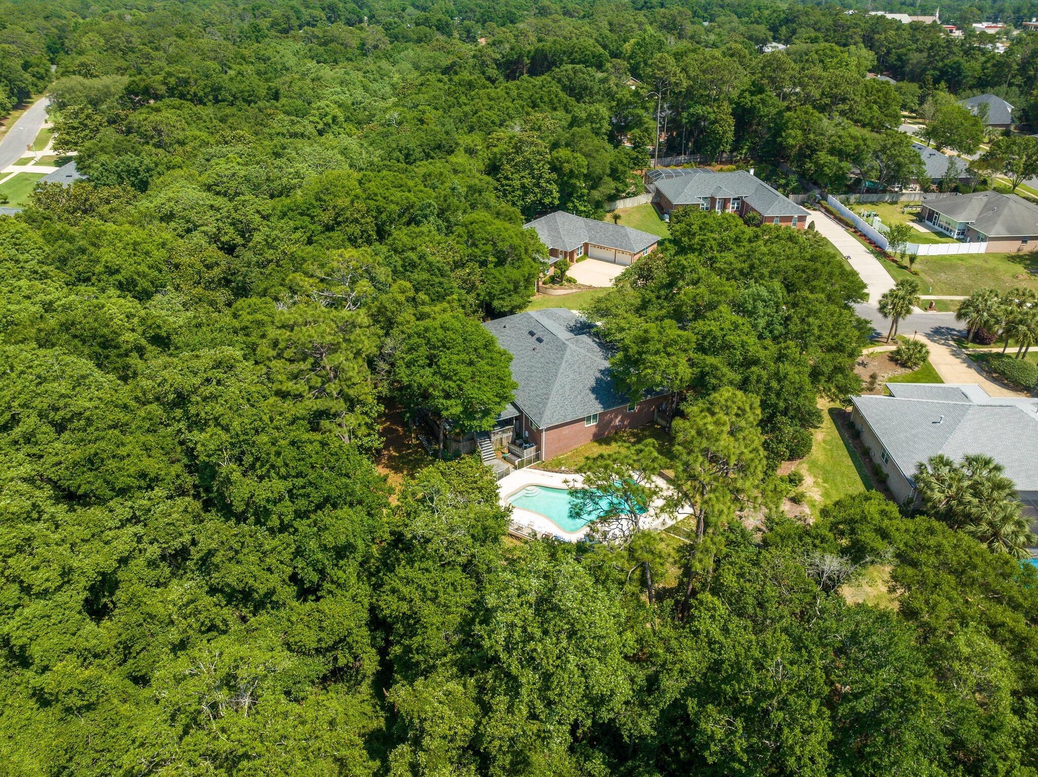 ROCKY BAYOU ESTATES - Residential Lease