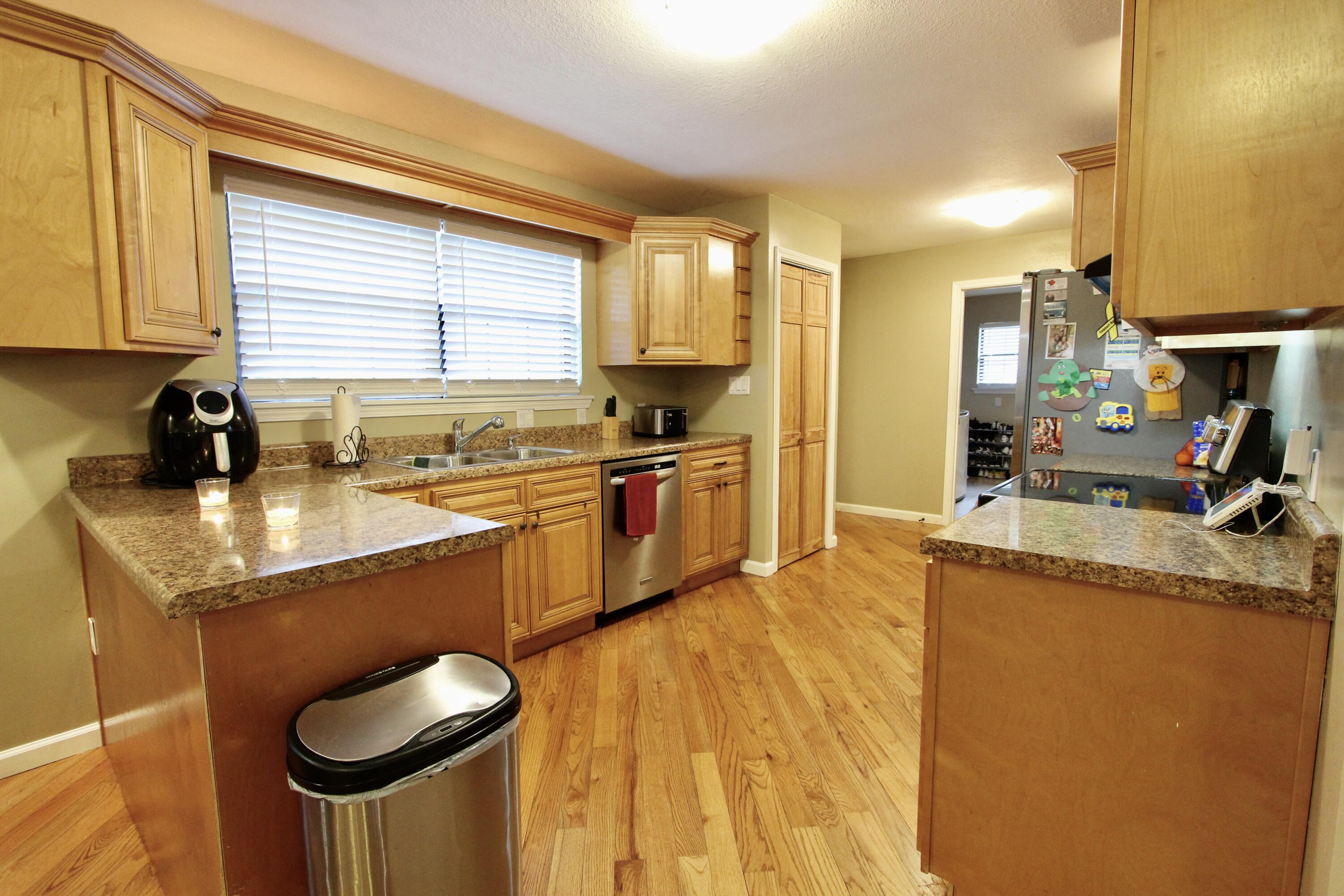 FOXWOOD ESTATES 2 - Residential