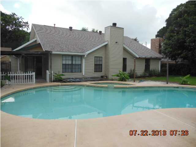 OVERBROOK 2ND ADDN - Residential Lease