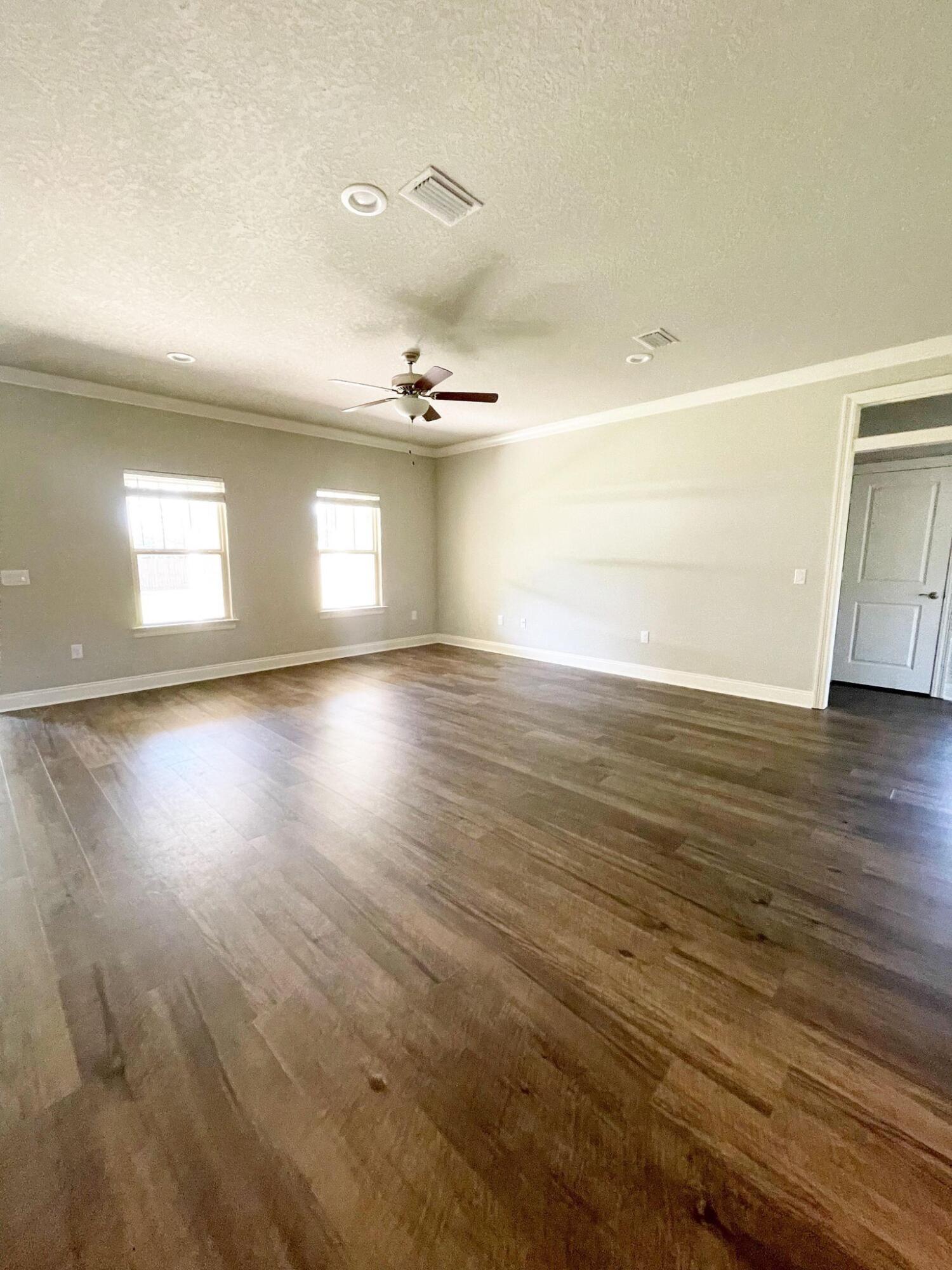 METES & BOUNDS - Residential Lease
