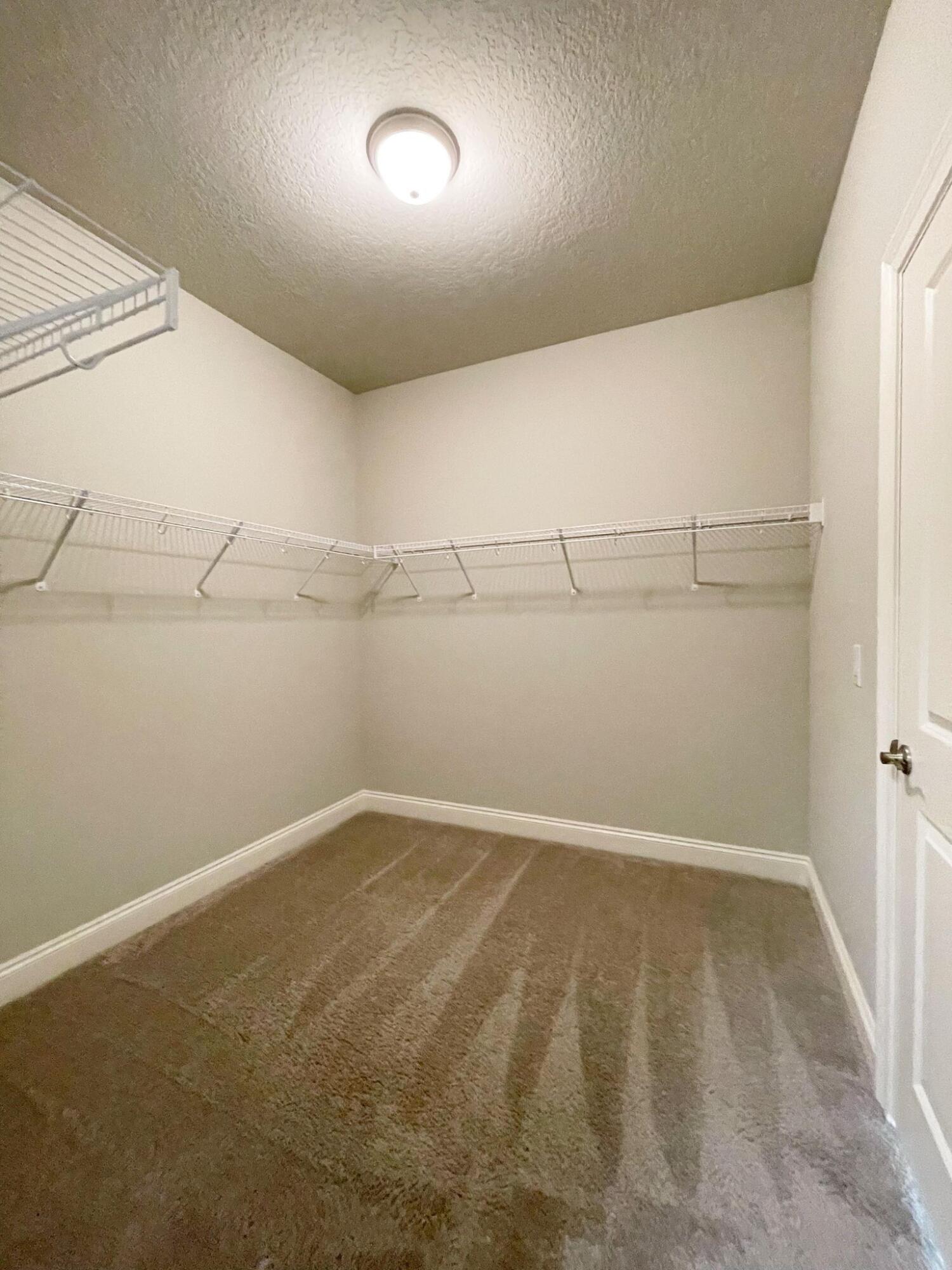 METES & BOUNDS - Residential Lease