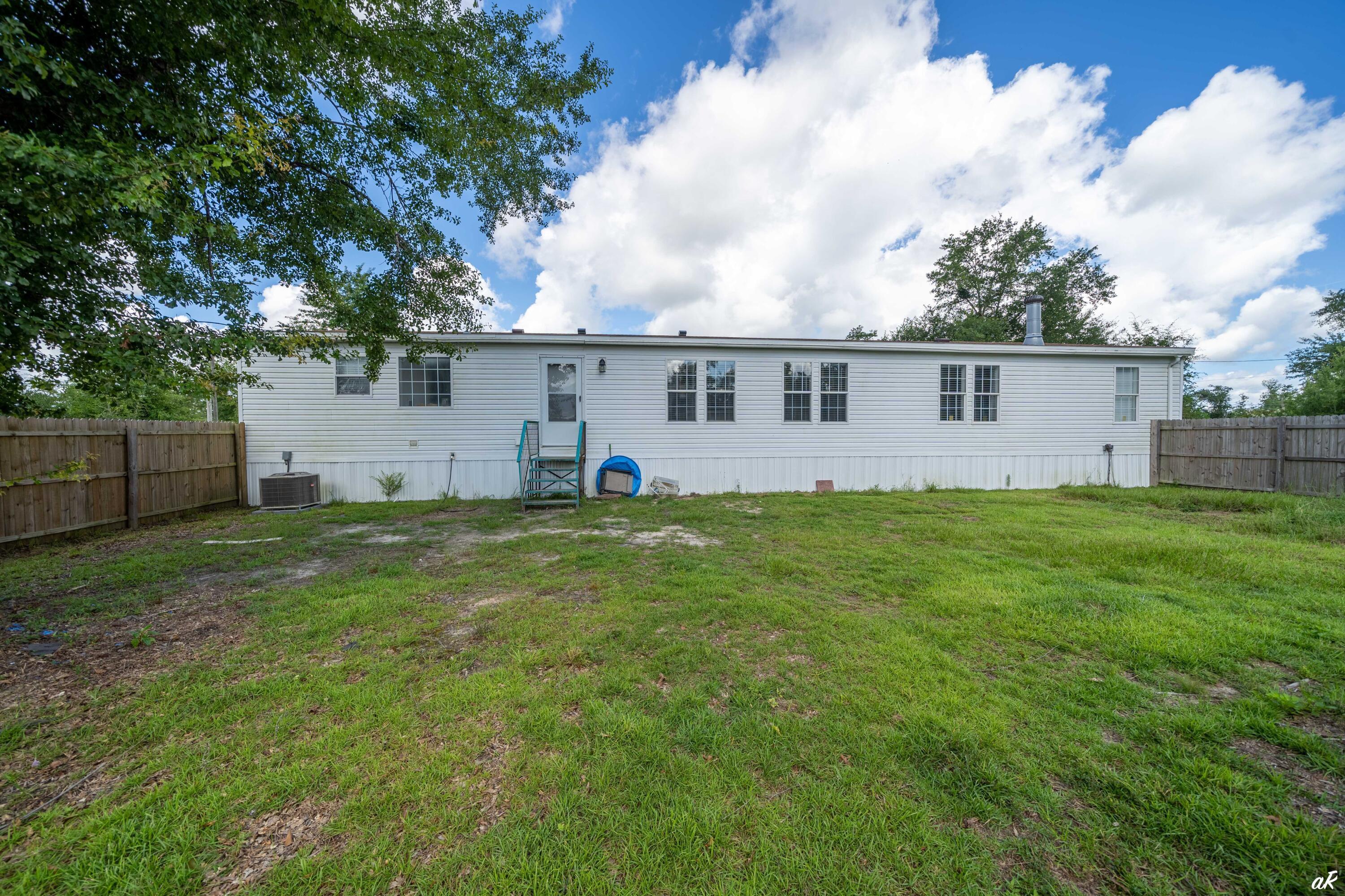 CREEK HOLLOW ESTATES UNIT 1 - Residential