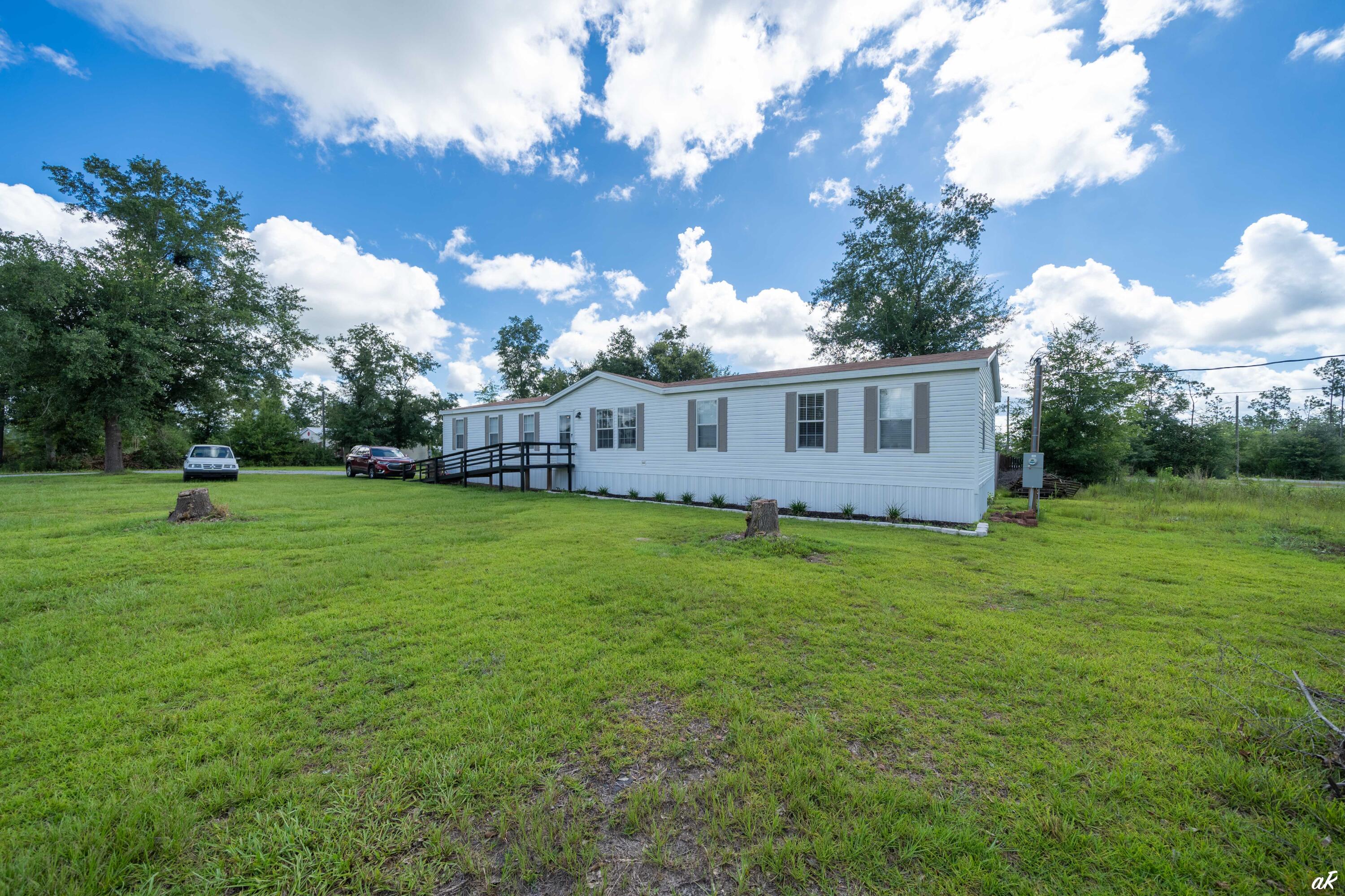 CREEK HOLLOW ESTATES UNIT 1 - Residential