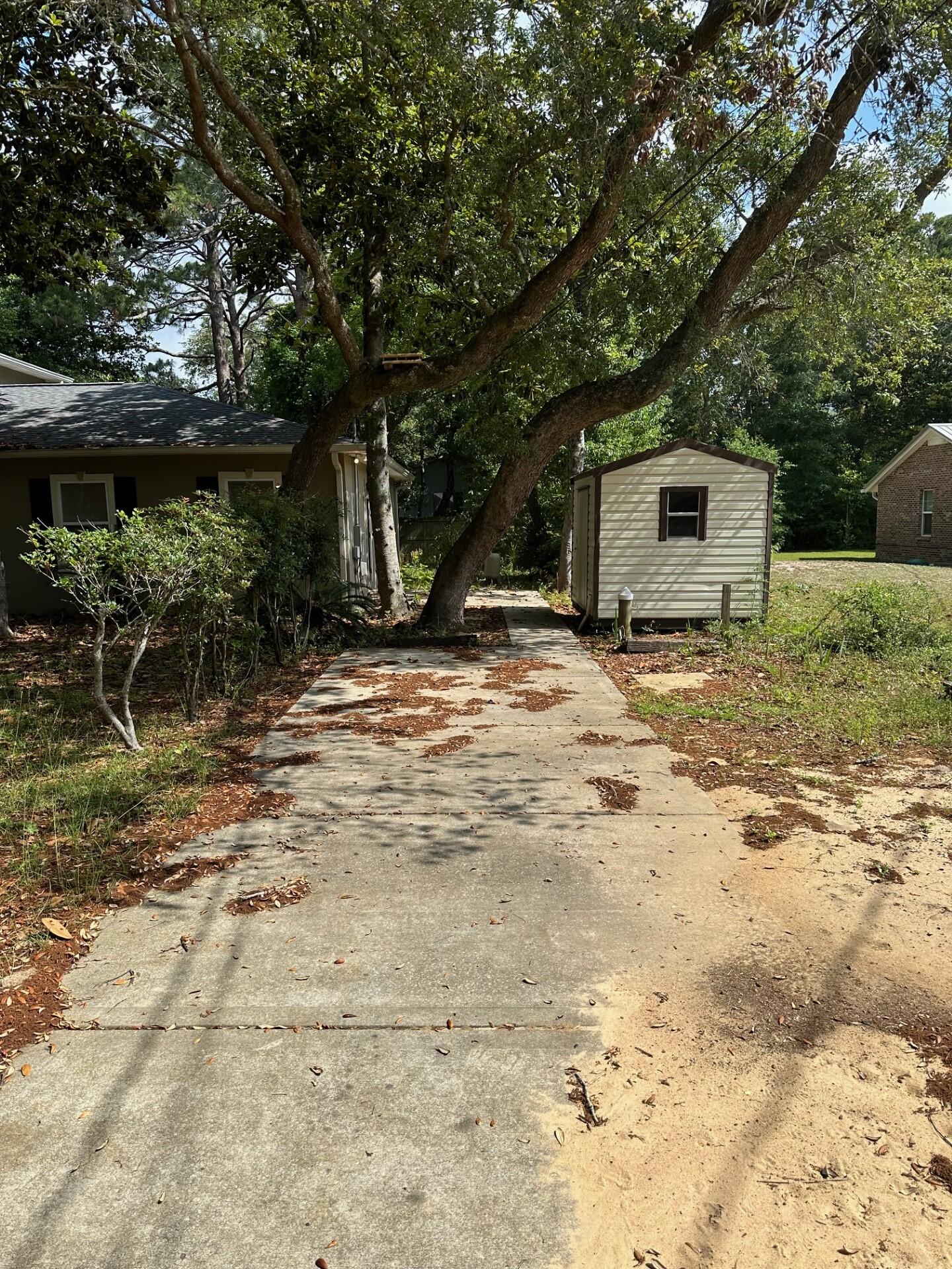 METES & BOUNDS - Residential Lease