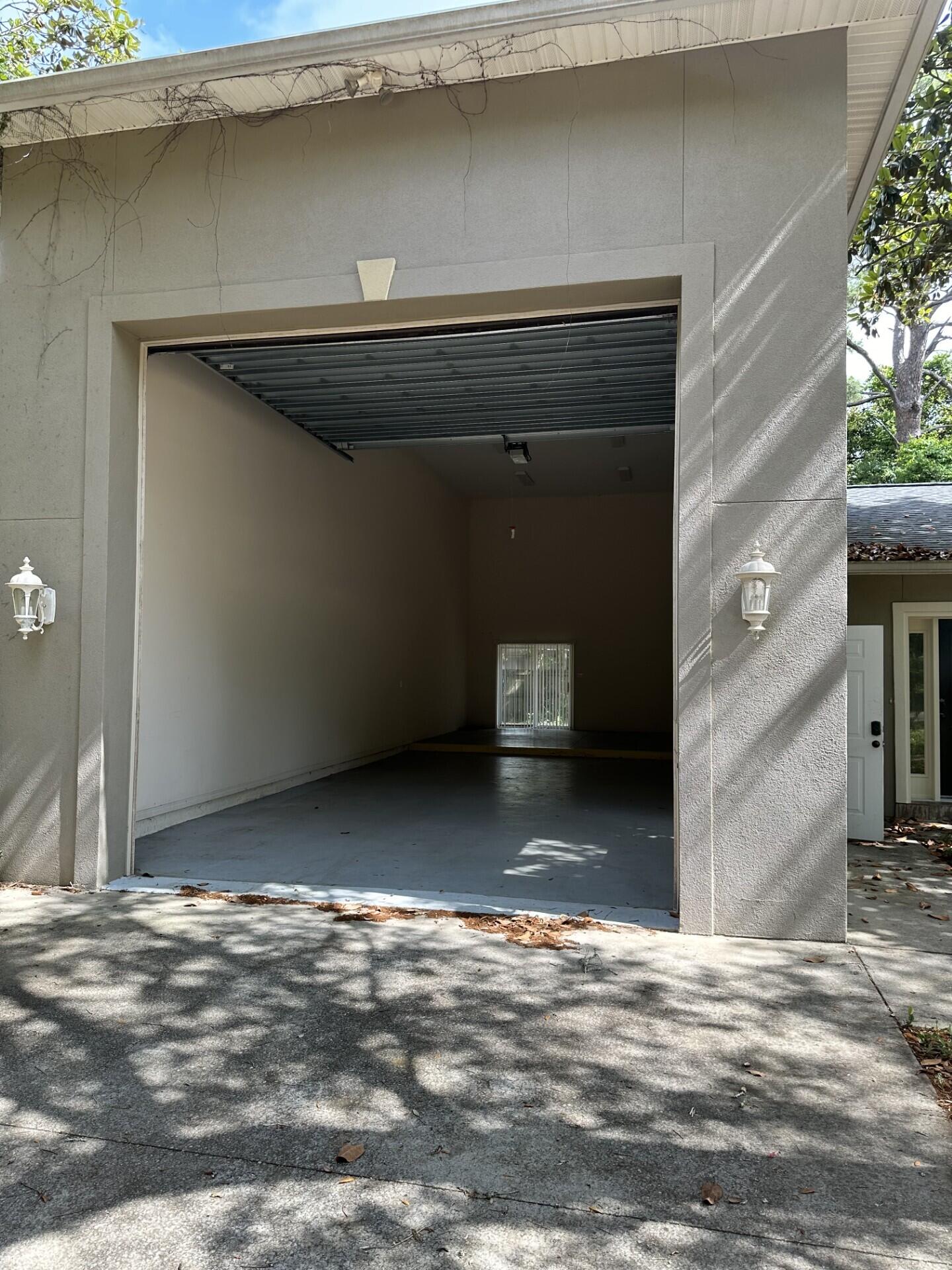 METES & BOUNDS - Residential Lease