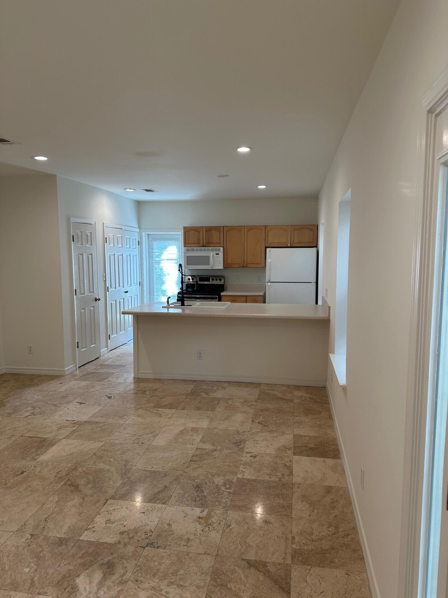 METES & BOUNDS - Residential Lease