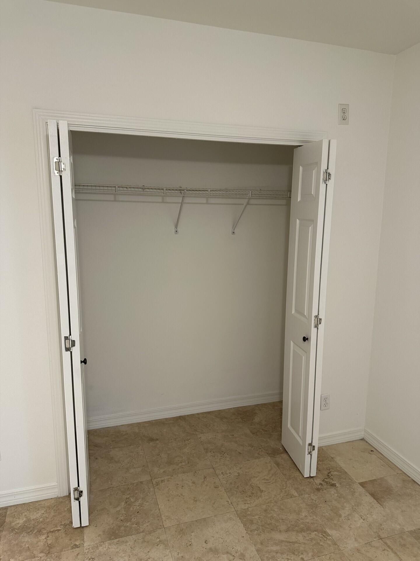 METES & BOUNDS - Residential Lease