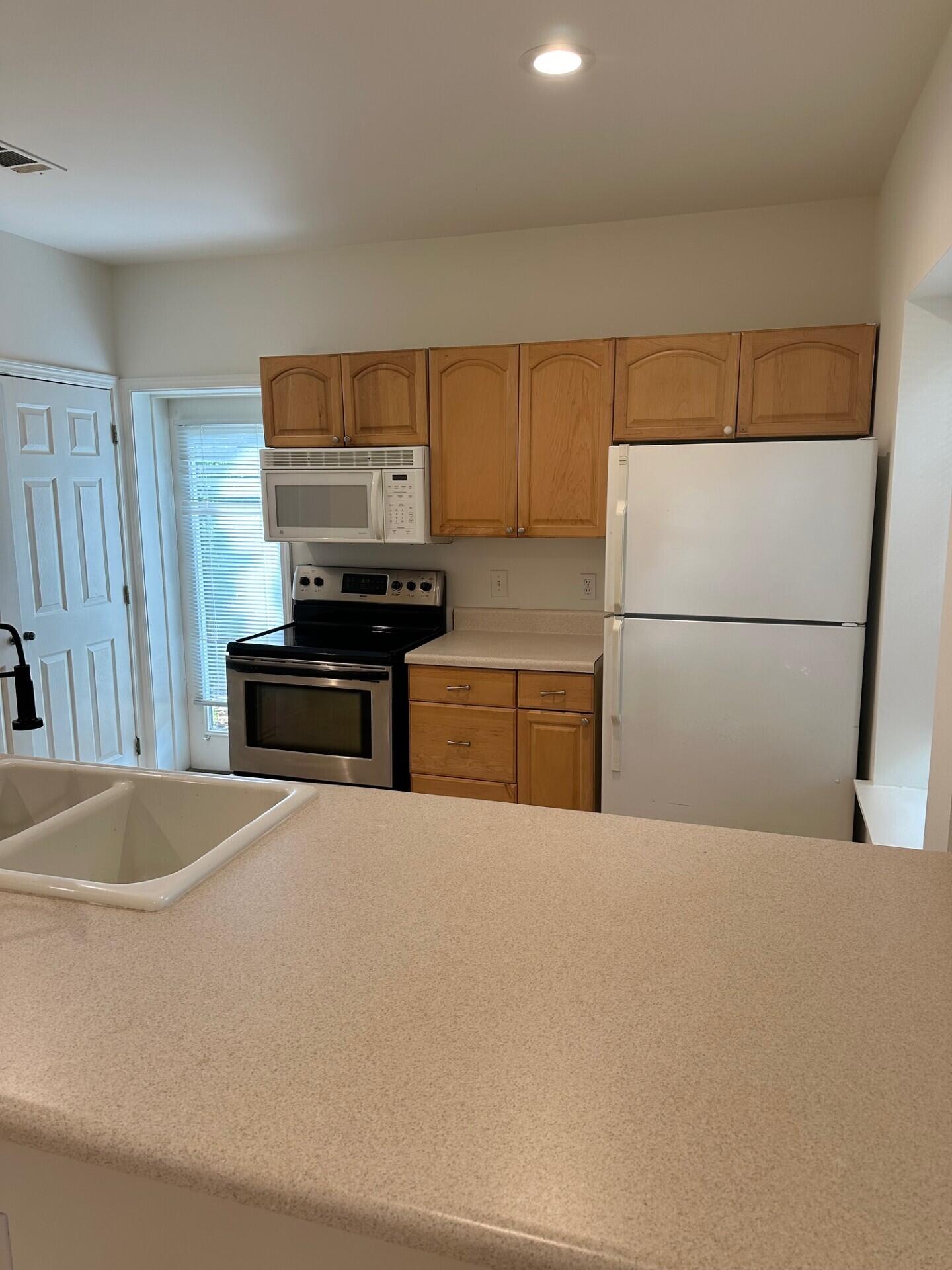 METES & BOUNDS - Residential Lease