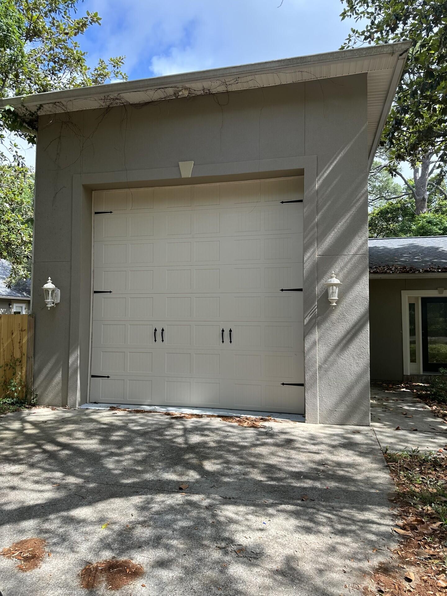 METES & BOUNDS - Residential Lease