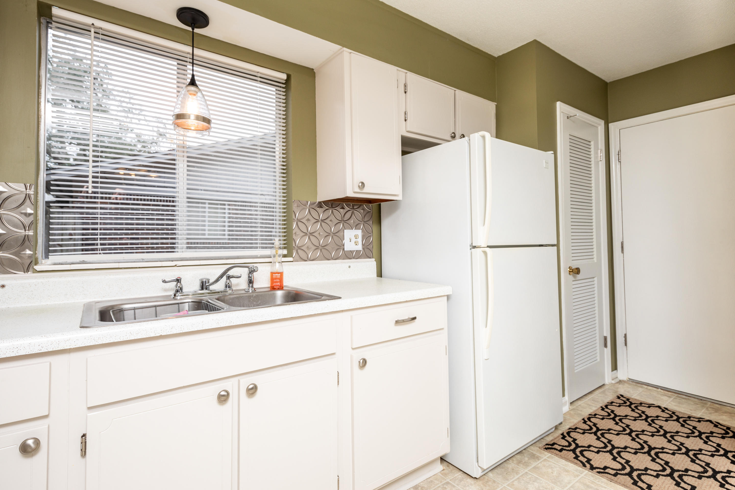 PINECREST HILLS - Residential