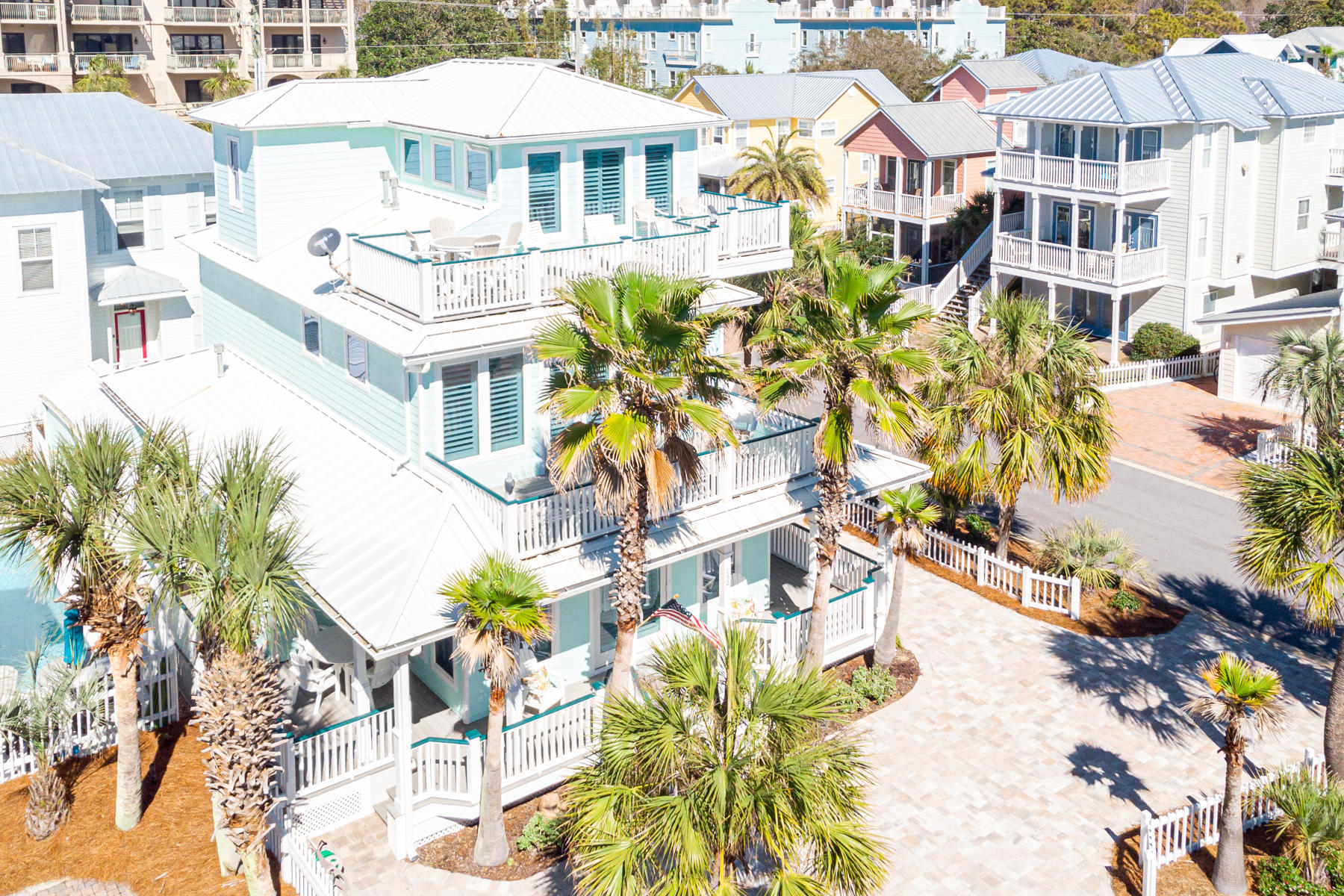 SUNRISE BEACH - Residential