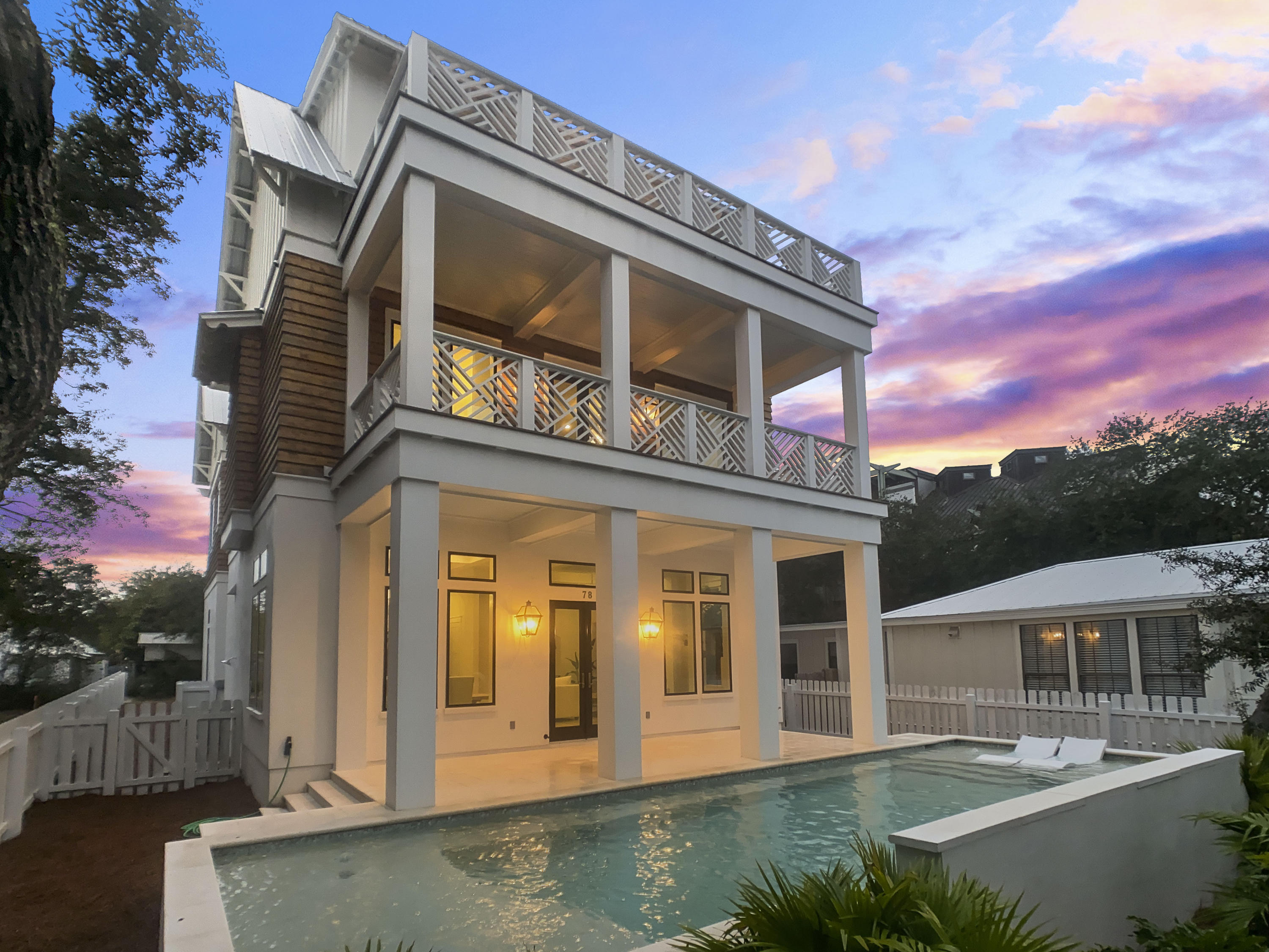 GRAYTON BEACH - Residential