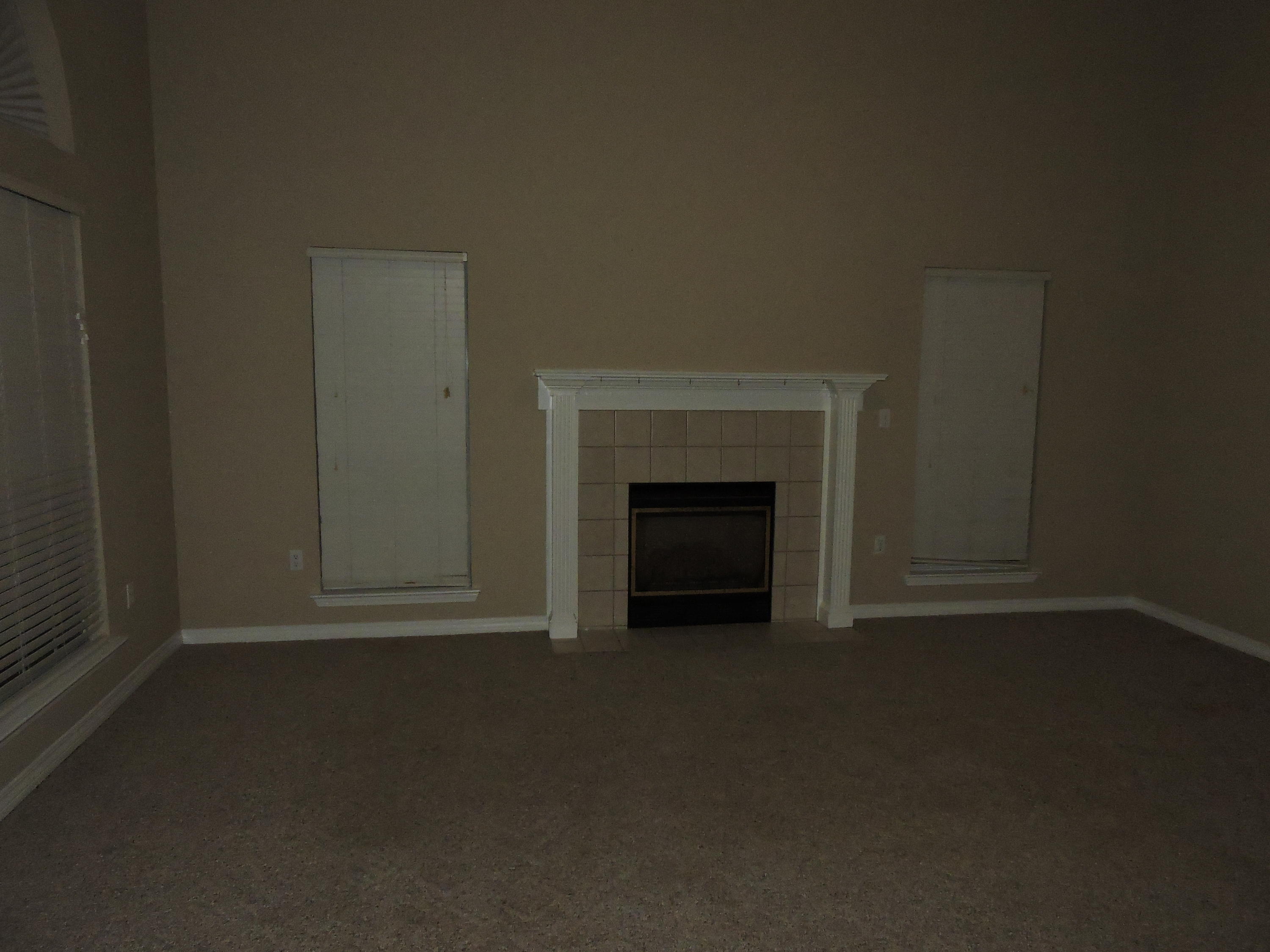 KINGS CROSSING PH II - Residential Lease
