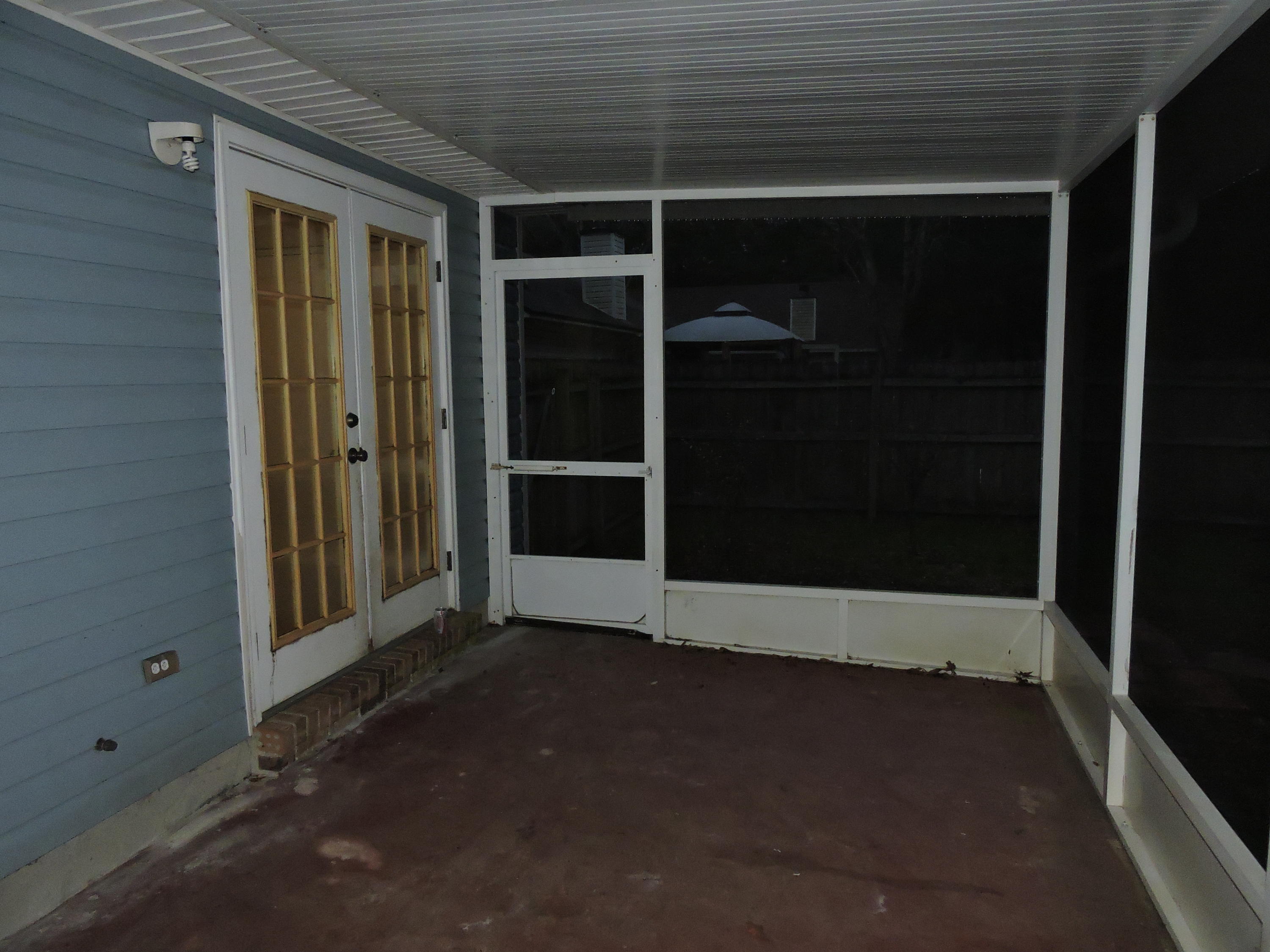 KINGS CROSSING PH II - Residential Lease