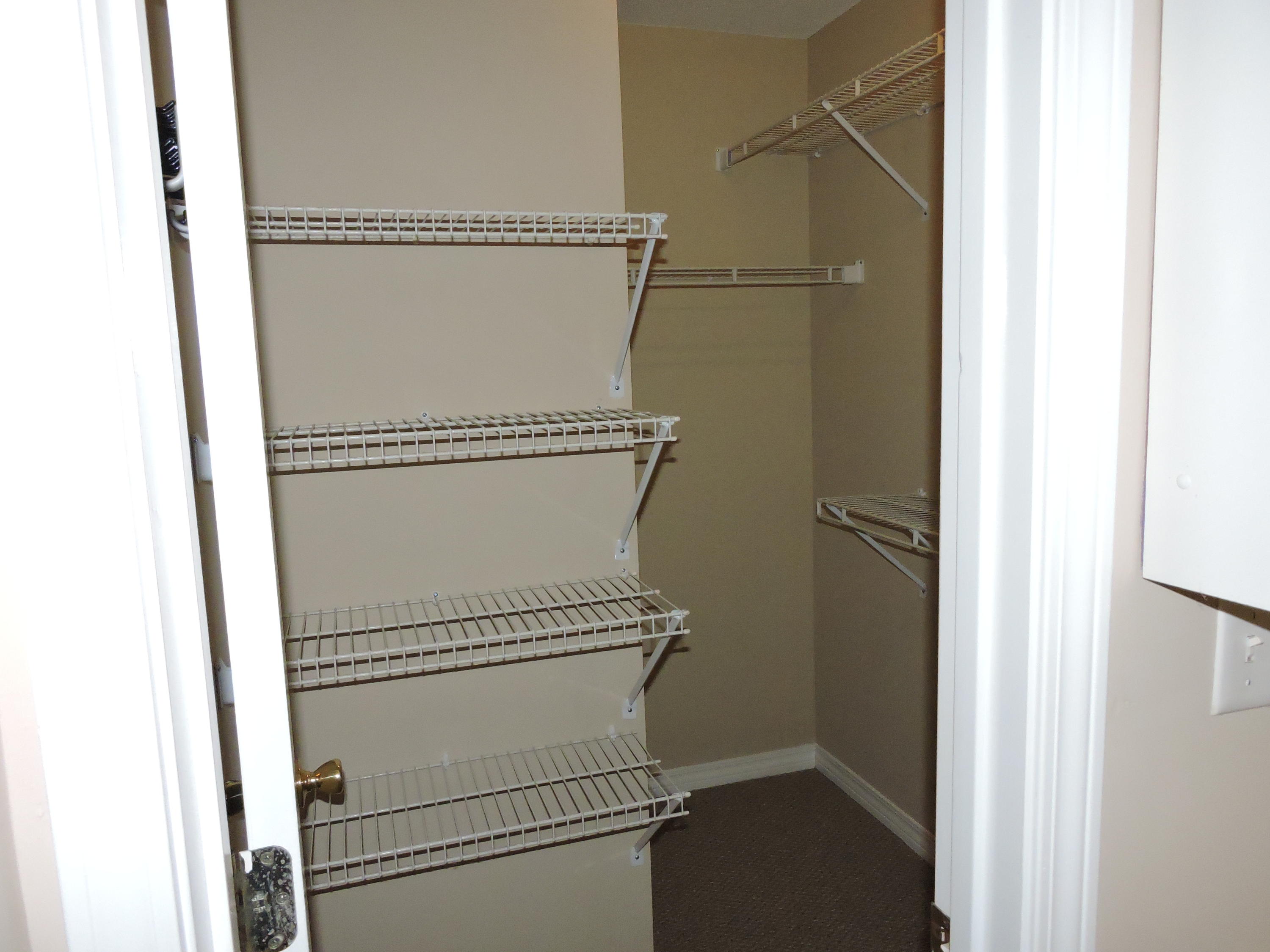 KINGS CROSSING PH II - Residential Lease