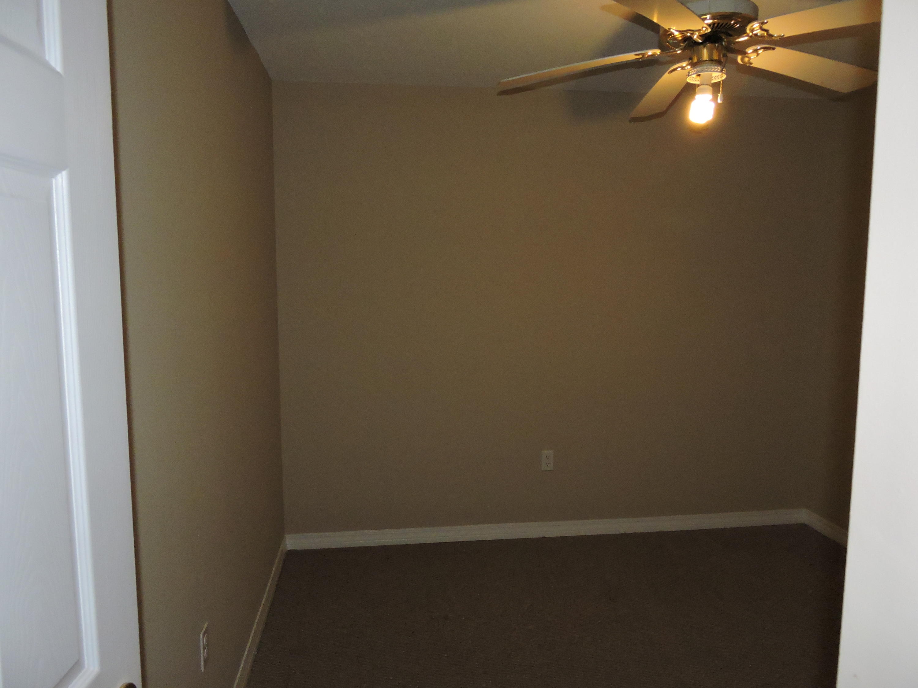 KINGS CROSSING PH II - Residential Lease