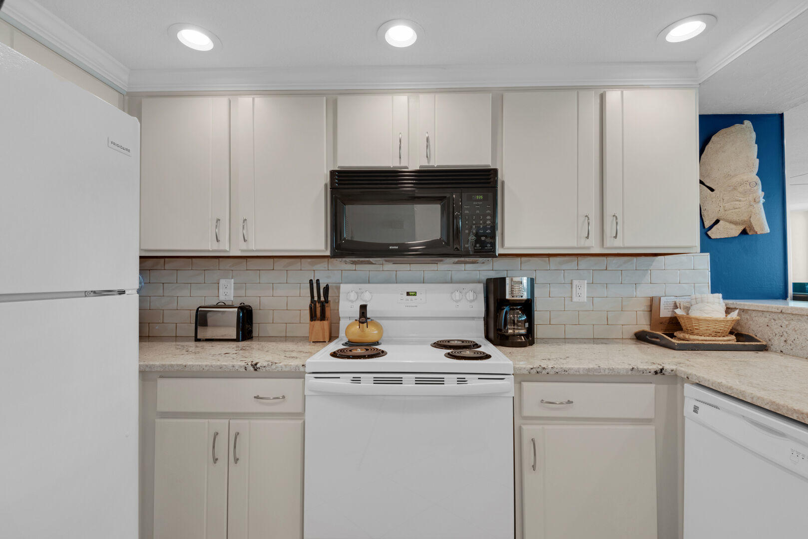 BREAKERS OF FWB PH 1 - Residential
