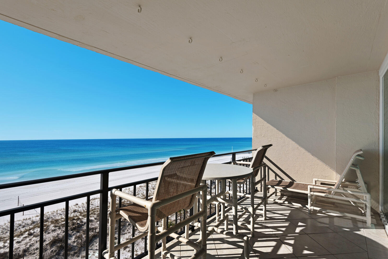 BREAKERS OF FWB PH 1 - Residential