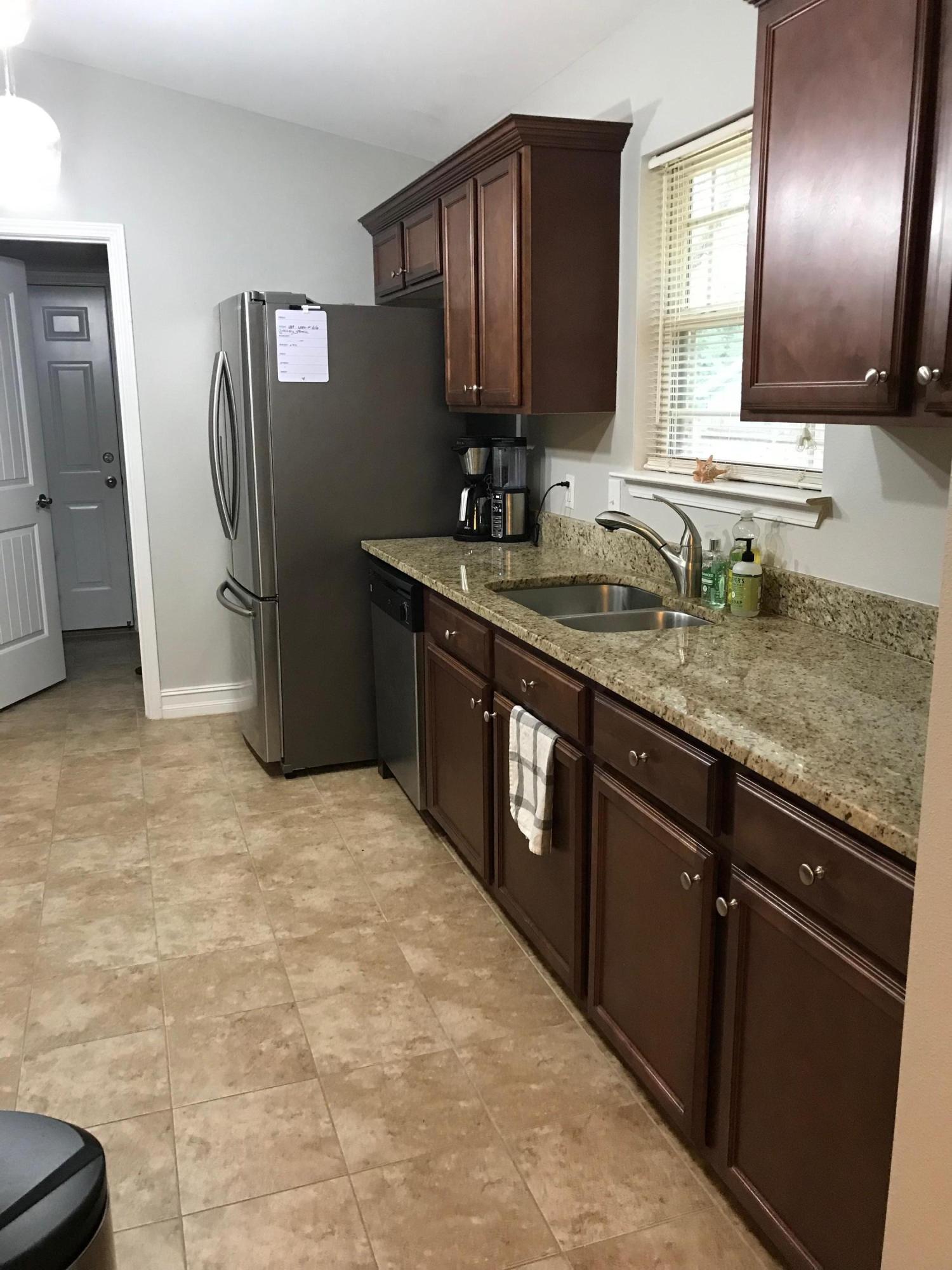 RIVER OAKS - Residential