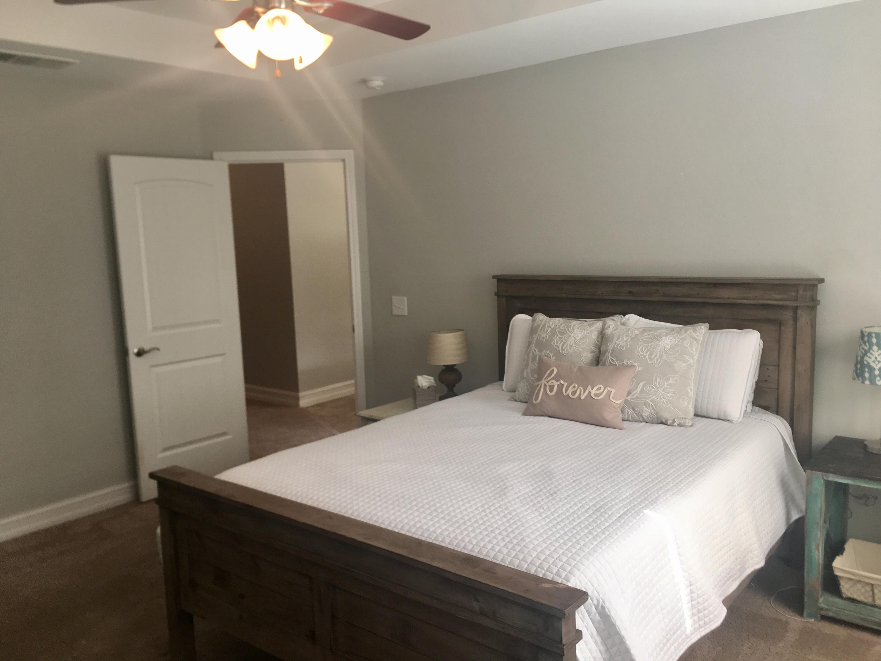 RIVER OAKS - Residential