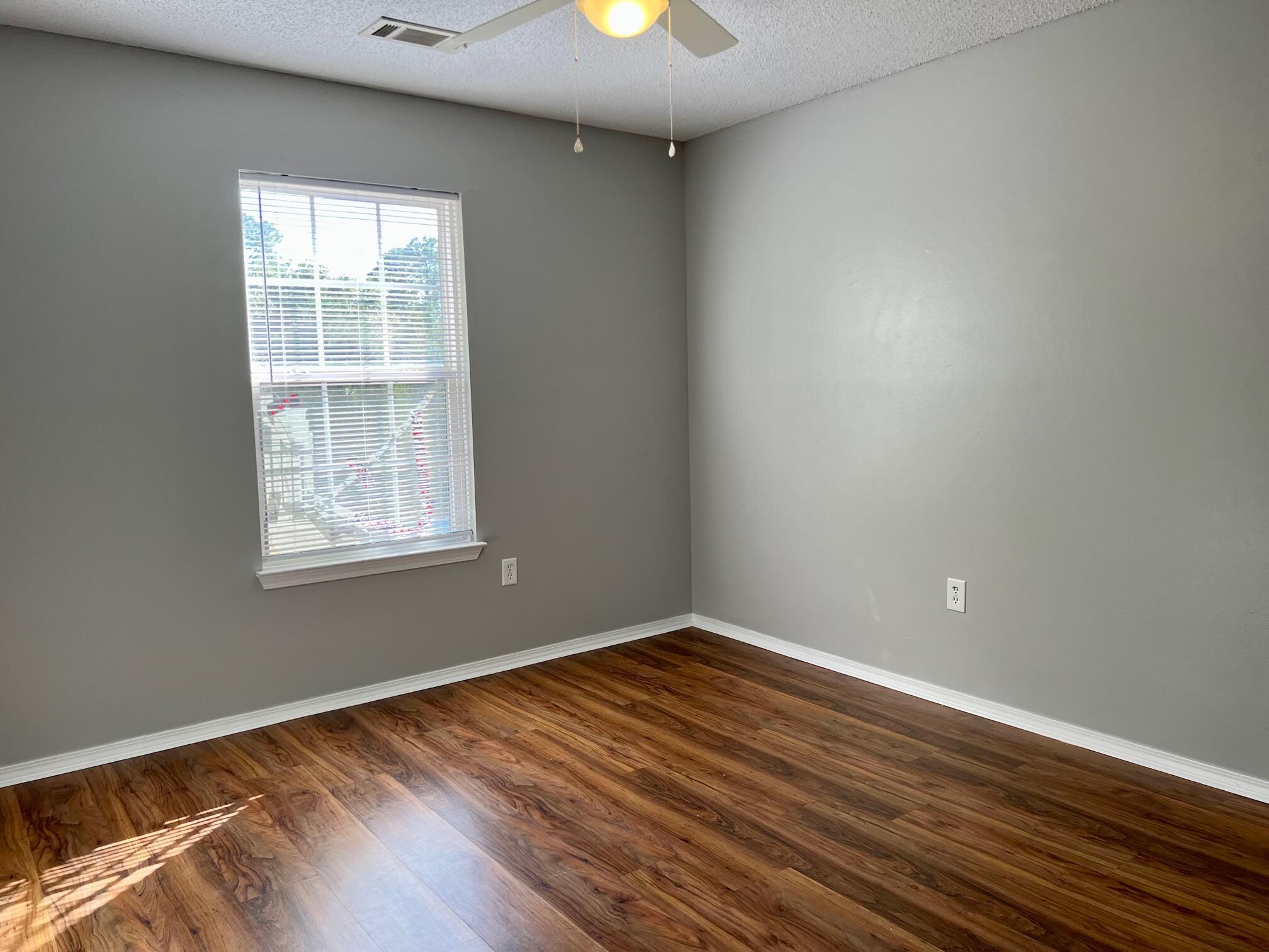 Squire Ridge - Residential Lease