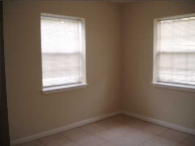 CINCO BAYOU - Residential Lease