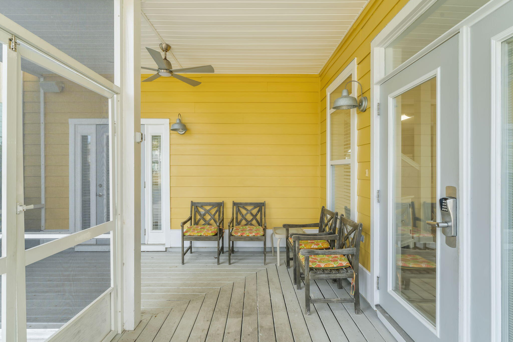 CRYSTAL BEACH - Residential