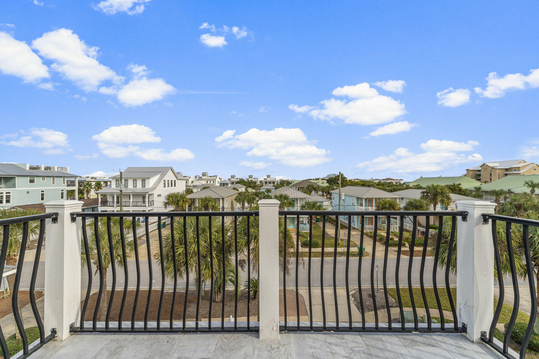 CRYSTAL BEACH - Residential