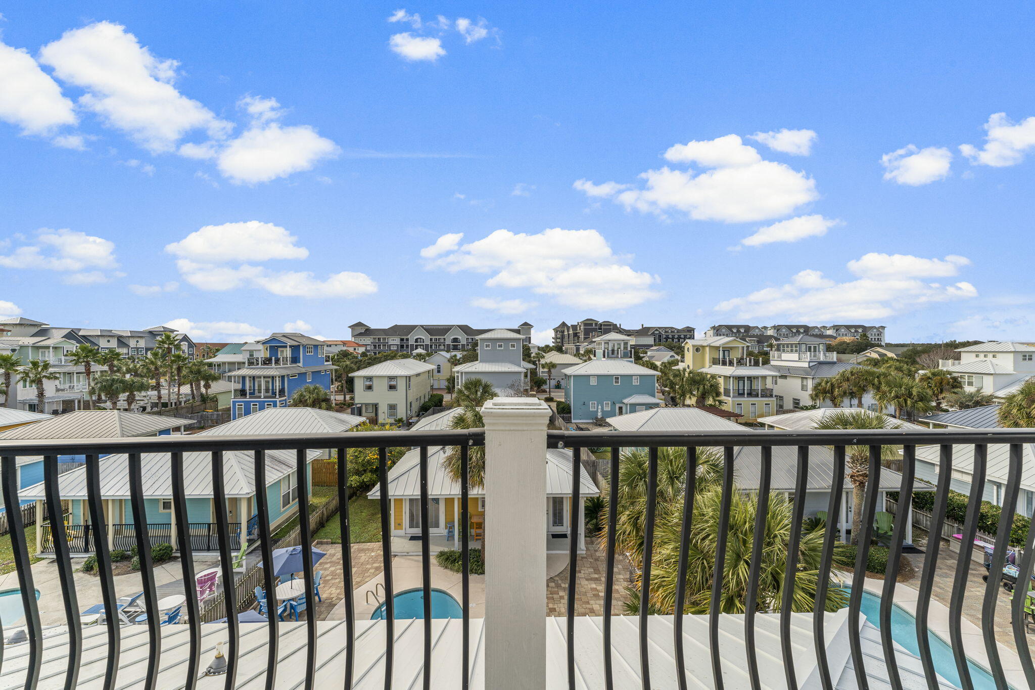 CRYSTAL BEACH - Residential