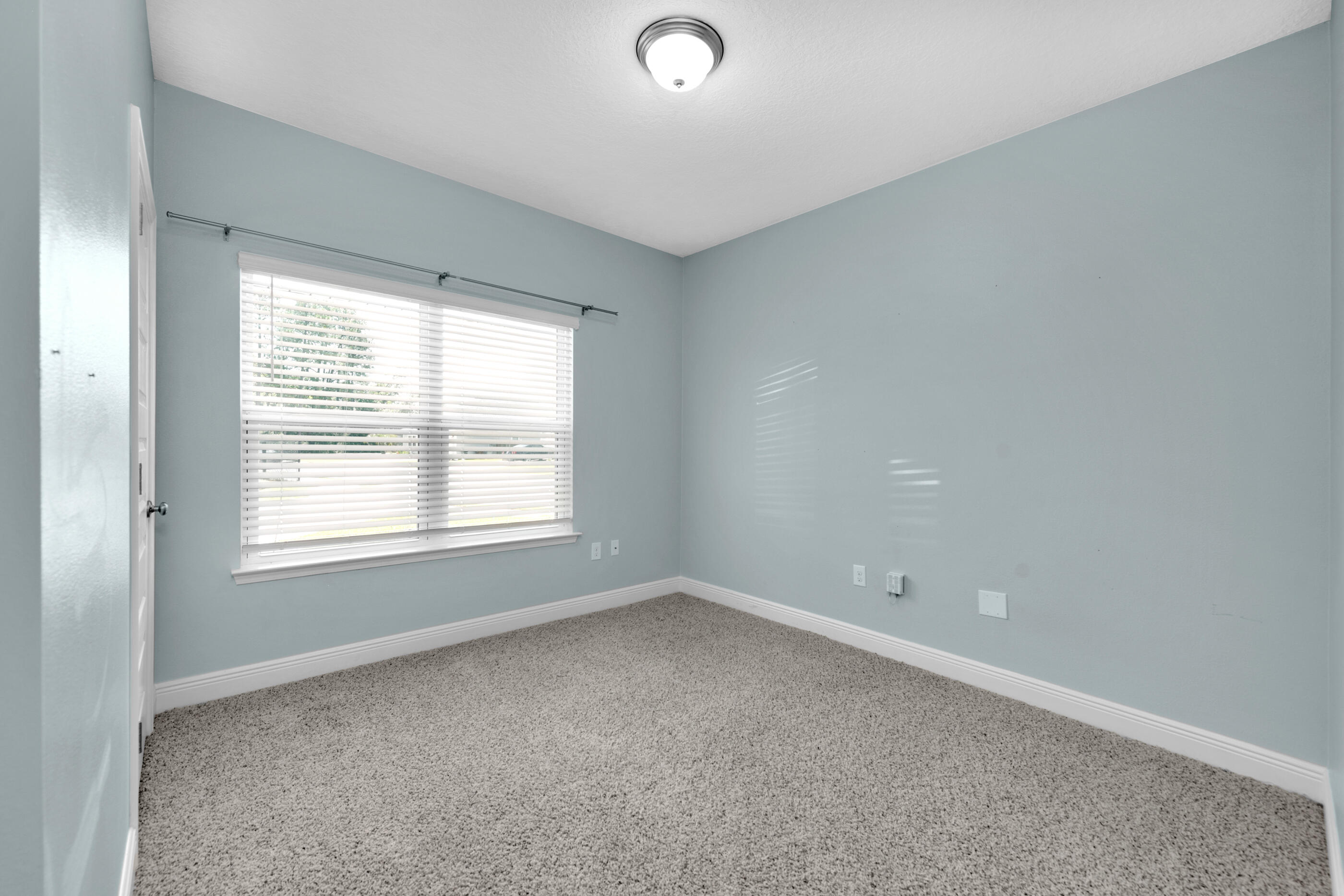 HERITAGE OAKS - Residential Lease