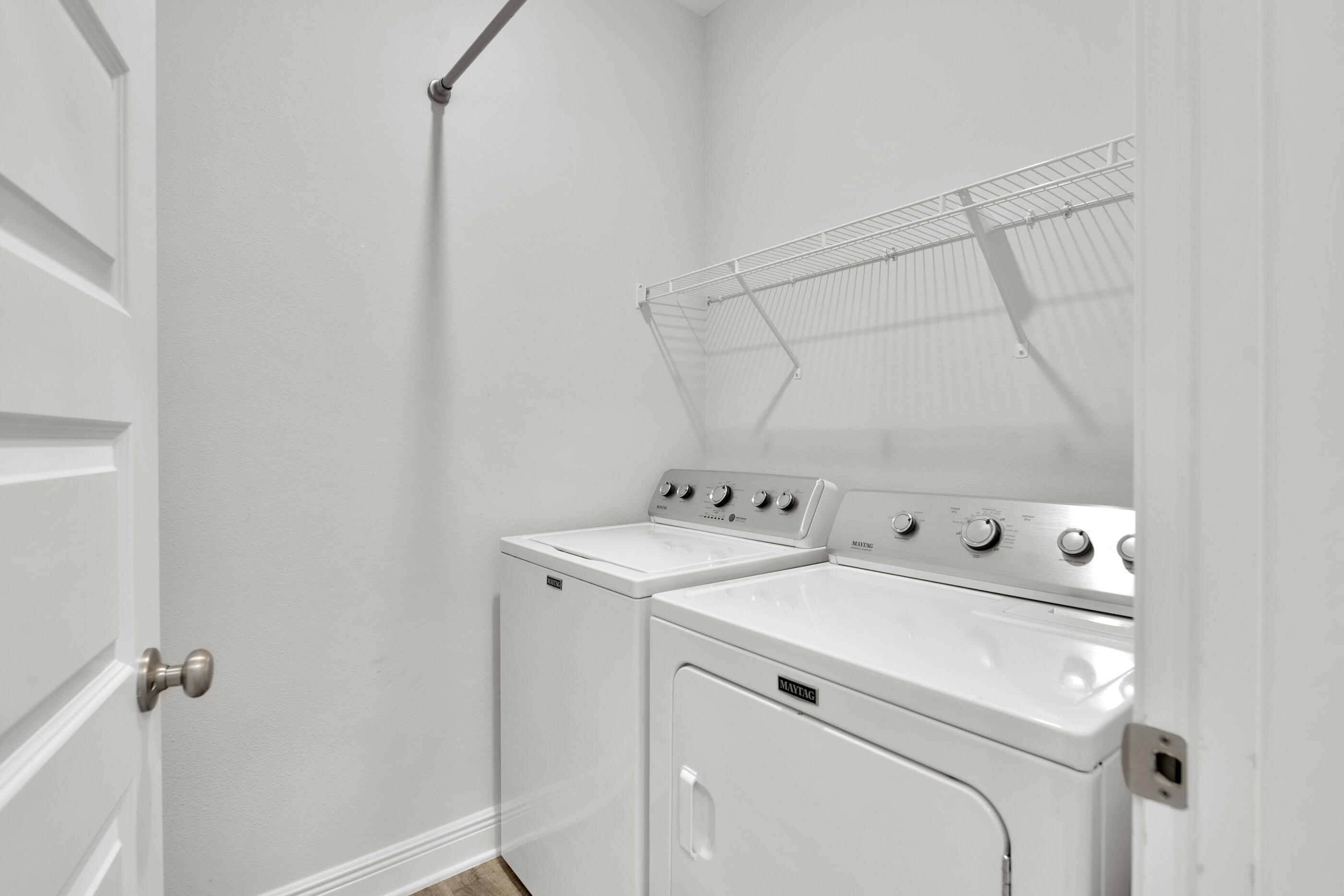 HERITAGE OAKS - Residential Lease