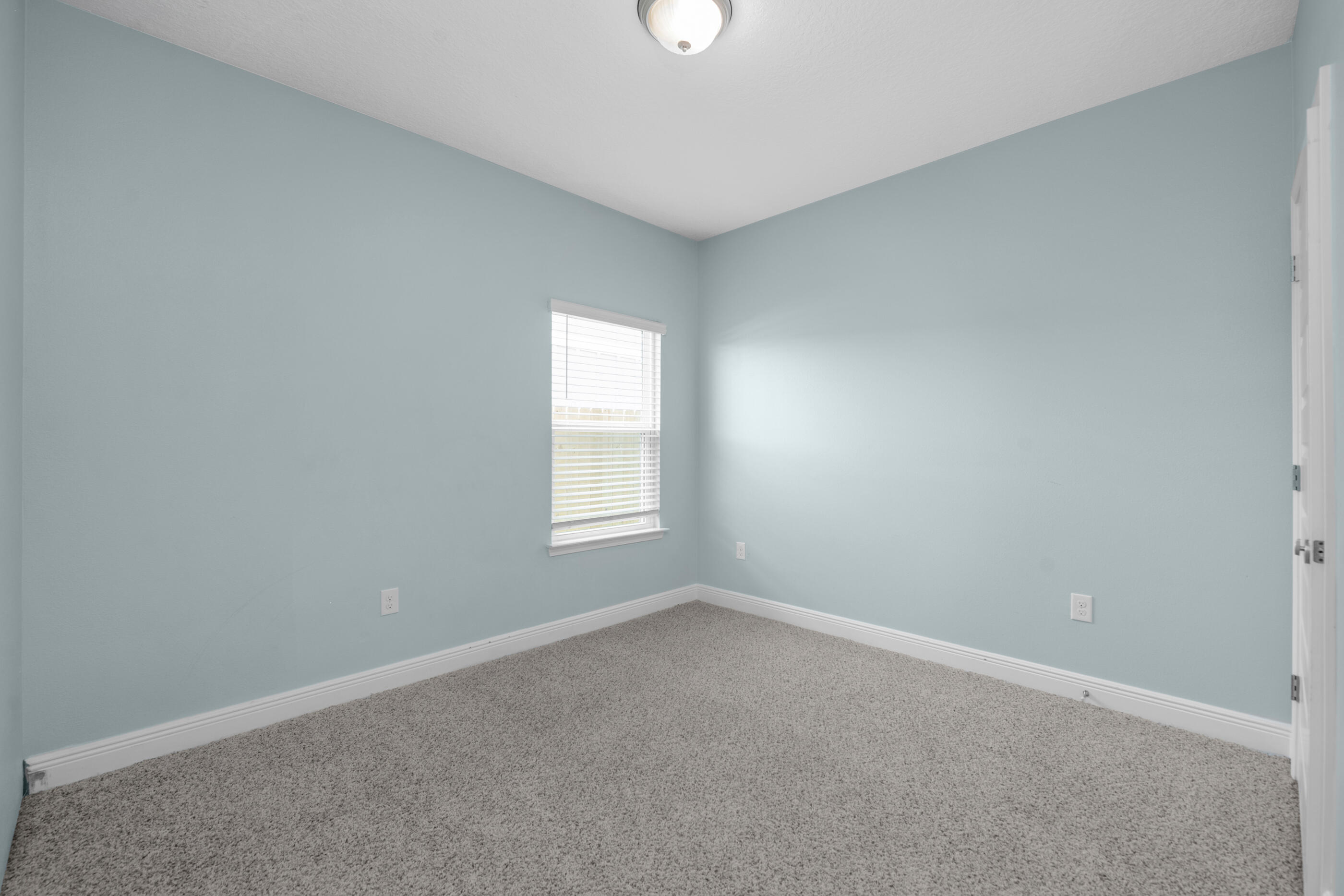 HERITAGE OAKS - Residential Lease