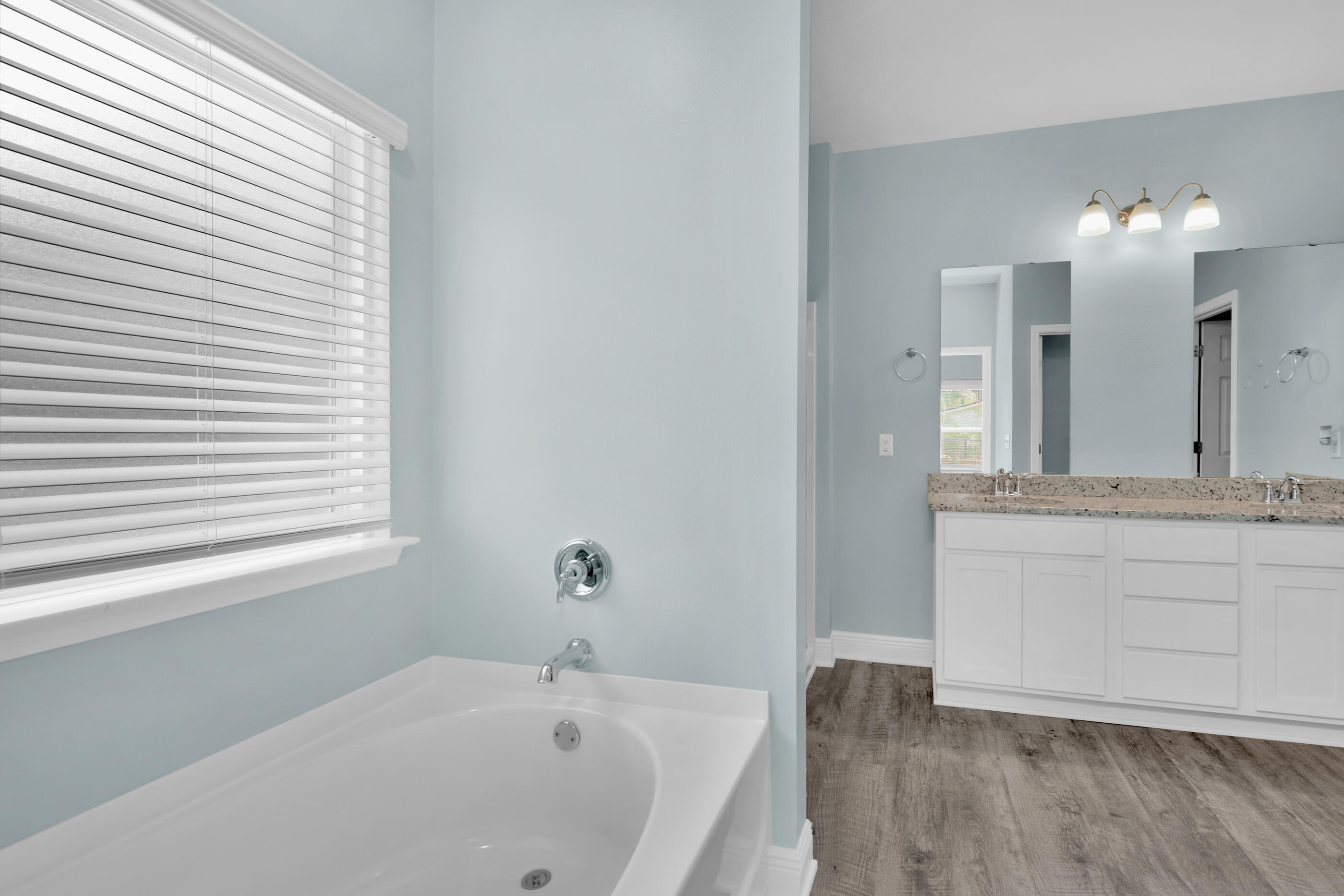 HERITAGE OAKS - Residential Lease