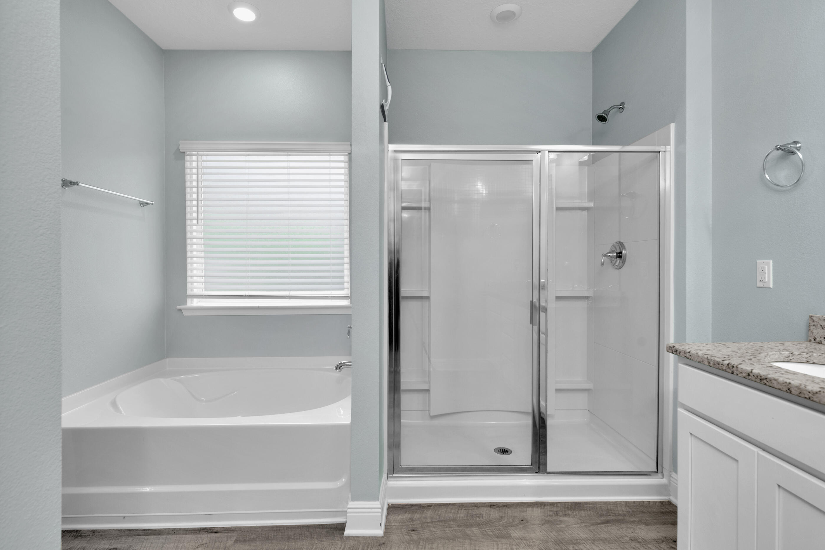 HERITAGE OAKS - Residential Lease