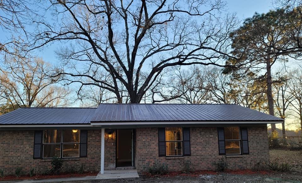PROFESSIONAL REHAB! Great Starter home with beautiful mature trees, 3-bedroom 1-bath home just completed for a NEW owner! NEW laminate flooring, light fixtures, plugs and switches, cabinets, tops, sink, appliances, doors, knobs and trim, paint inside and outside, toilets, tile shower, shower fixtures and faucets, and new hot water heater. Conveniently located near schools and essential shopping. All work was done or contracted out by an experienced, knowledgeable & successful rehab professional. Home has been inspected by ACE Home Inspection, report available at home.