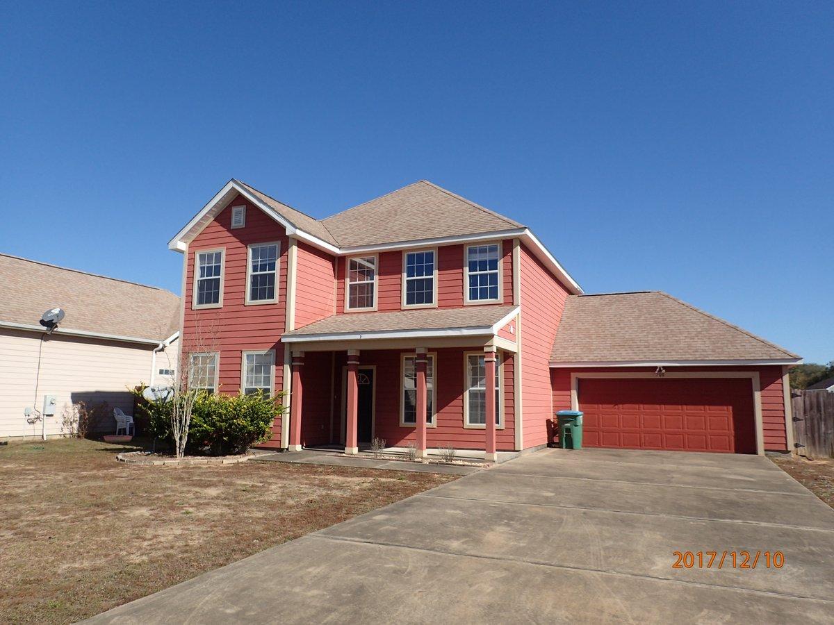 Minutes from everything South Crestview including Duke Field and interstate 10, this REO property is one to see. A 2 story home built in 2006, this hardiplank siding home has 3 bedrooms, including master bedroom, upstairs as well as the oversized laundry room. Downstairs you will find formal dining, living room, bonus sunroom and sitting area/office as well as a guest powder (half) bath. Back yard is privacy fenced and home as a large 2 car garage. With a little bit of elbow grease, this could be a great home at a great price. Call today! Seller's asking price is $165000.00