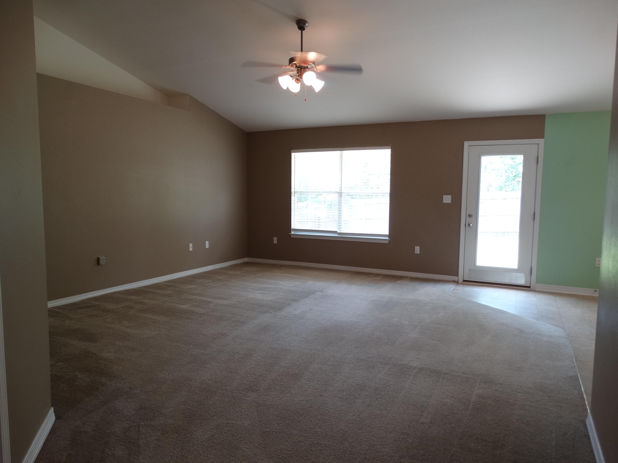 IRON GATE SUBD PHASE II - Residential Lease