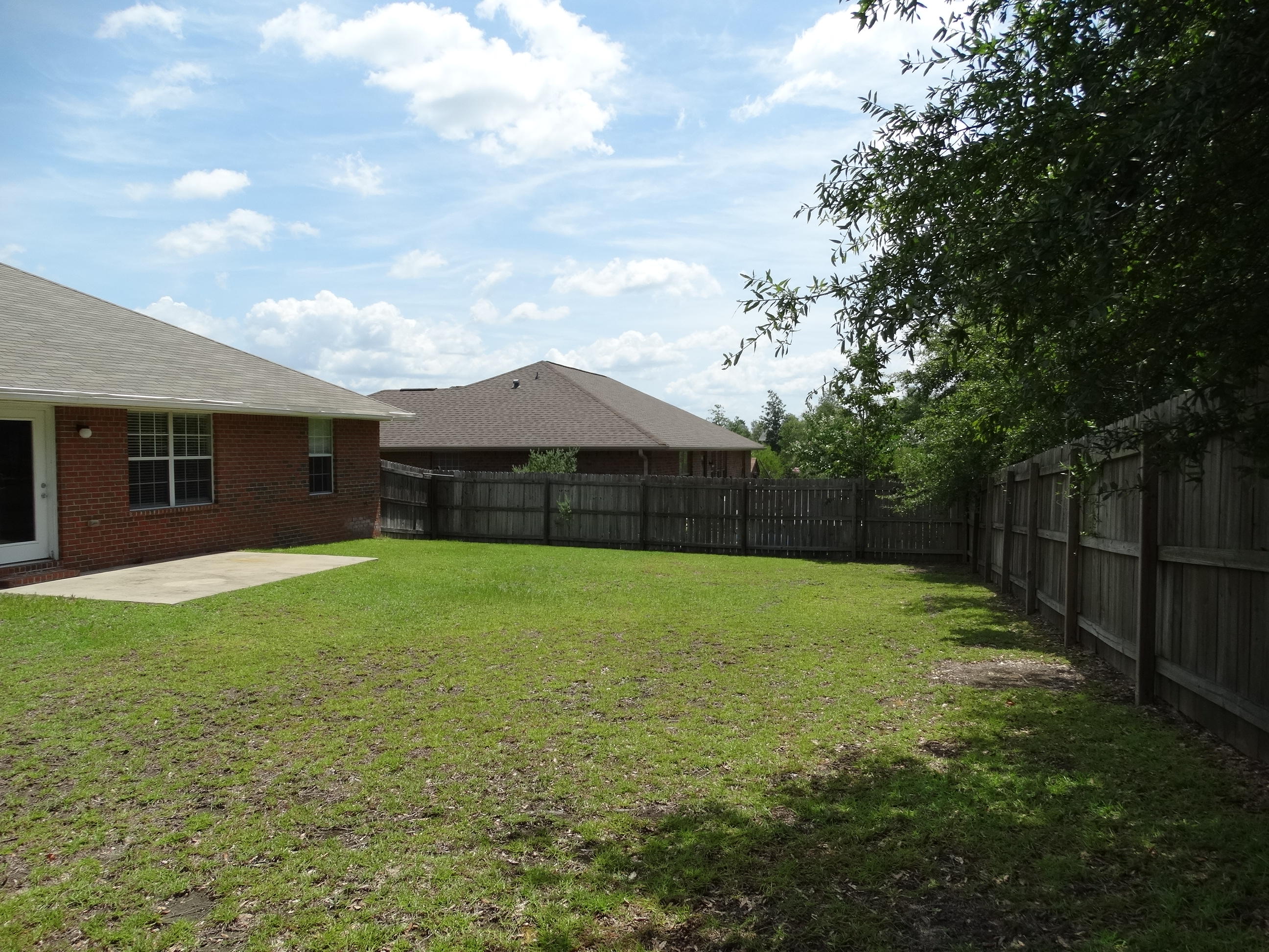 IRON GATE SUBD PHASE II - Residential Lease