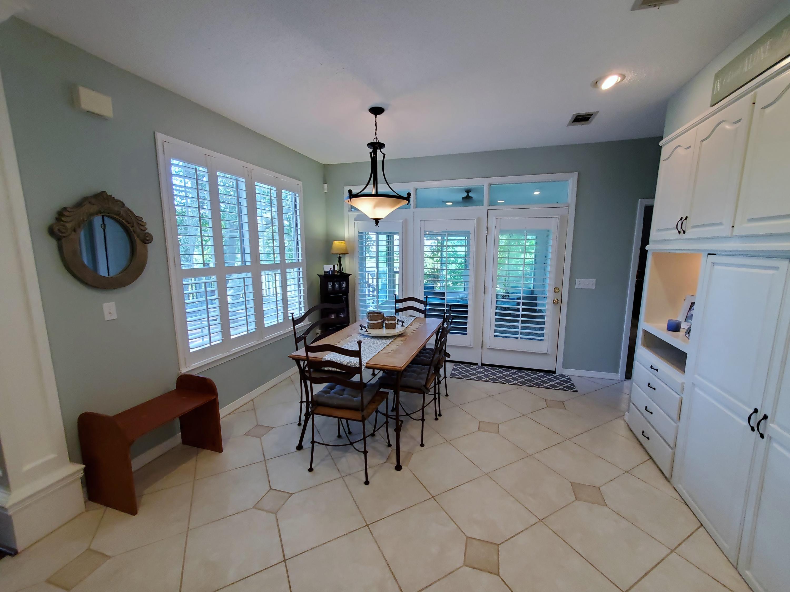 BOLTONS LANDING - Residential