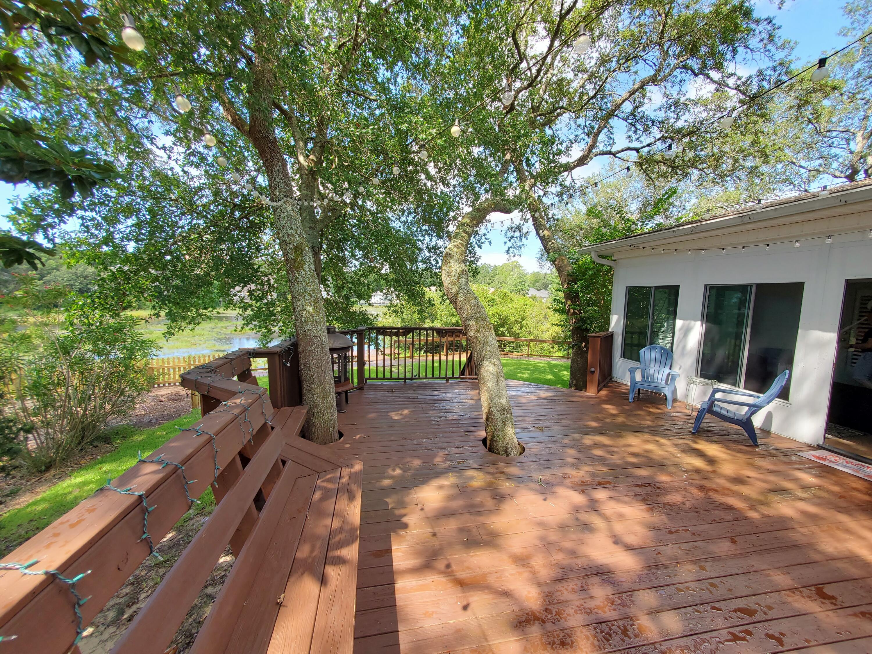 BOLTONS LANDING - Residential