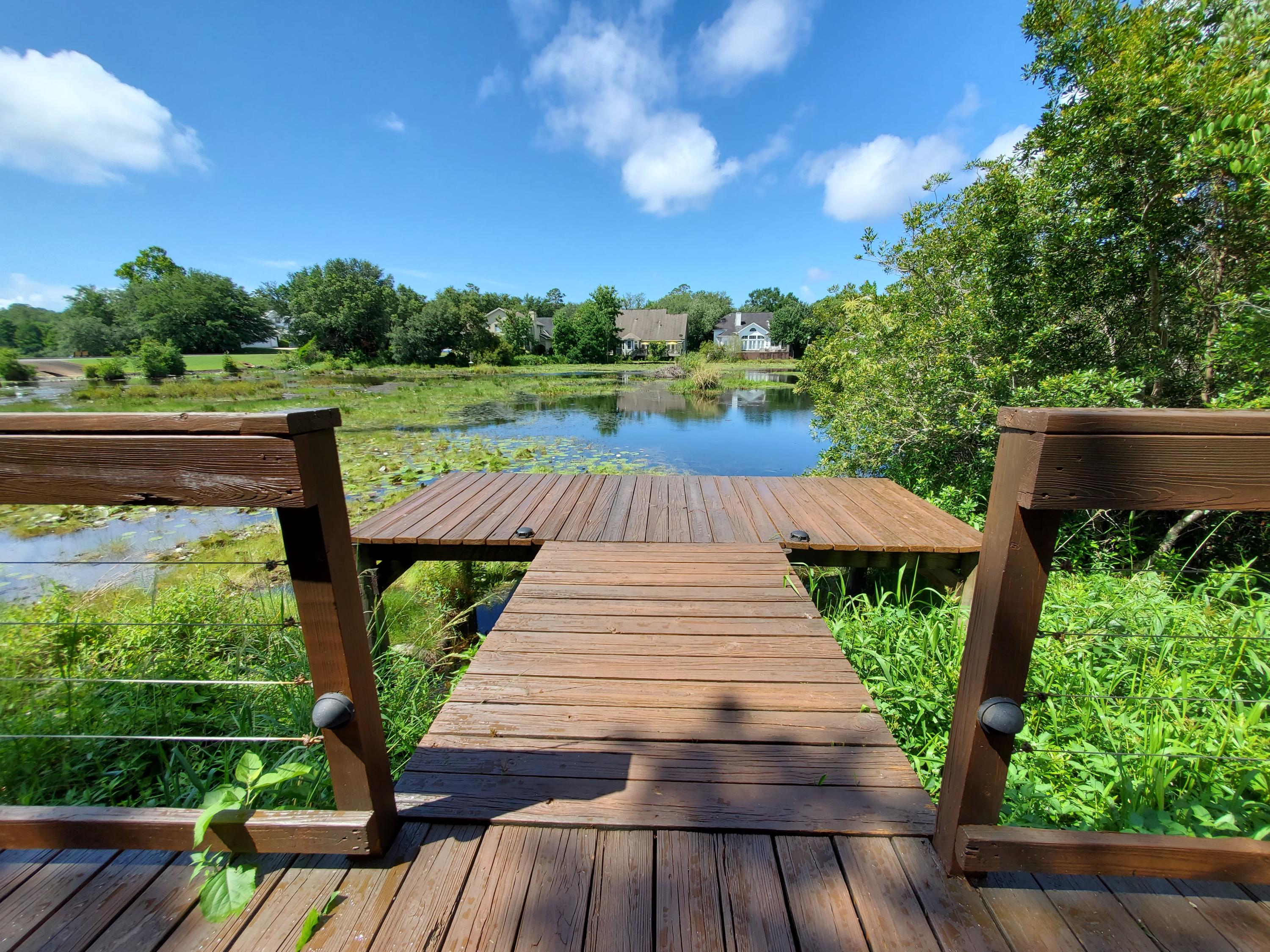 BOLTONS LANDING - Residential