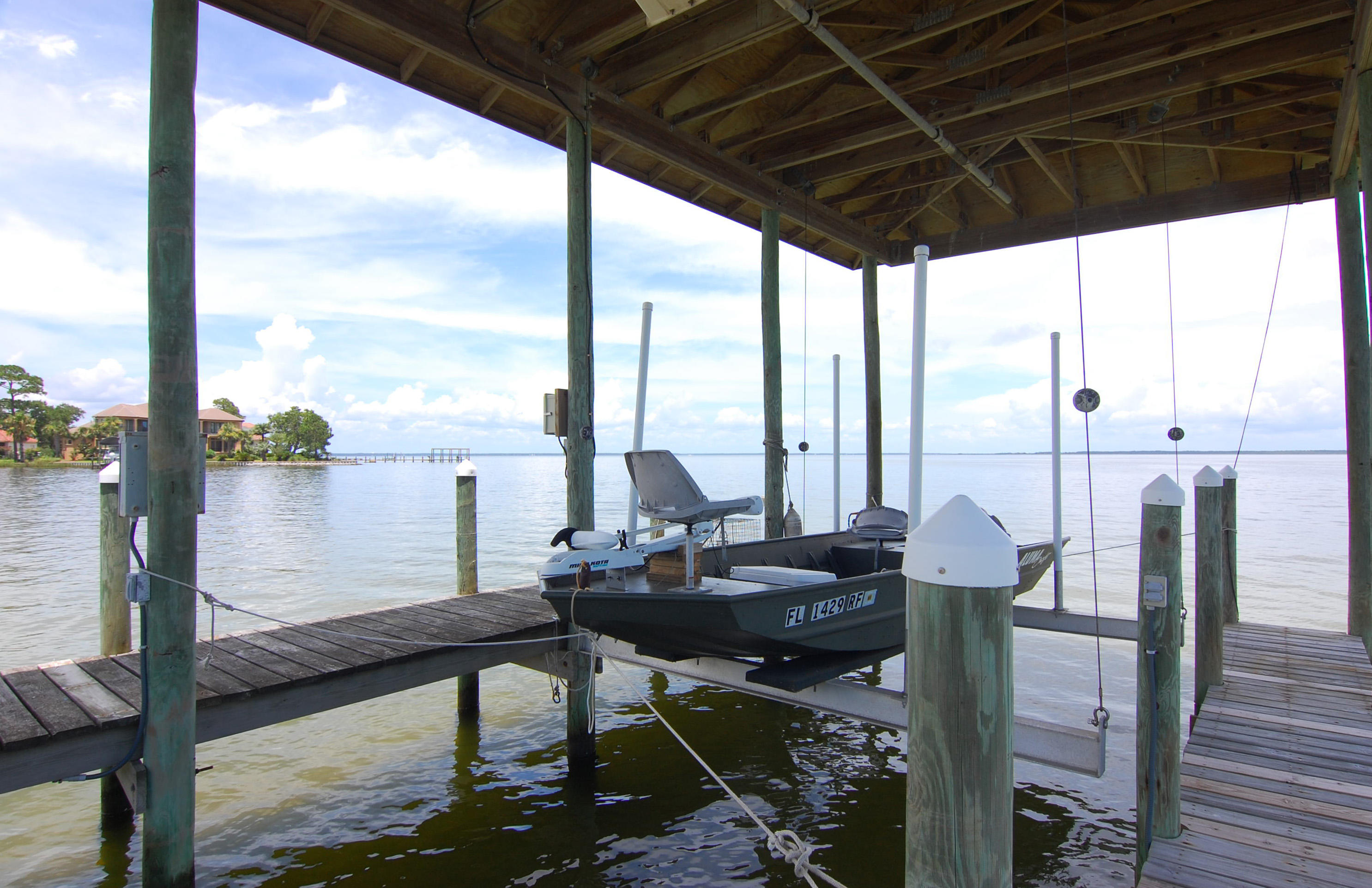 DRIFTWOOD ESTATES - Residential