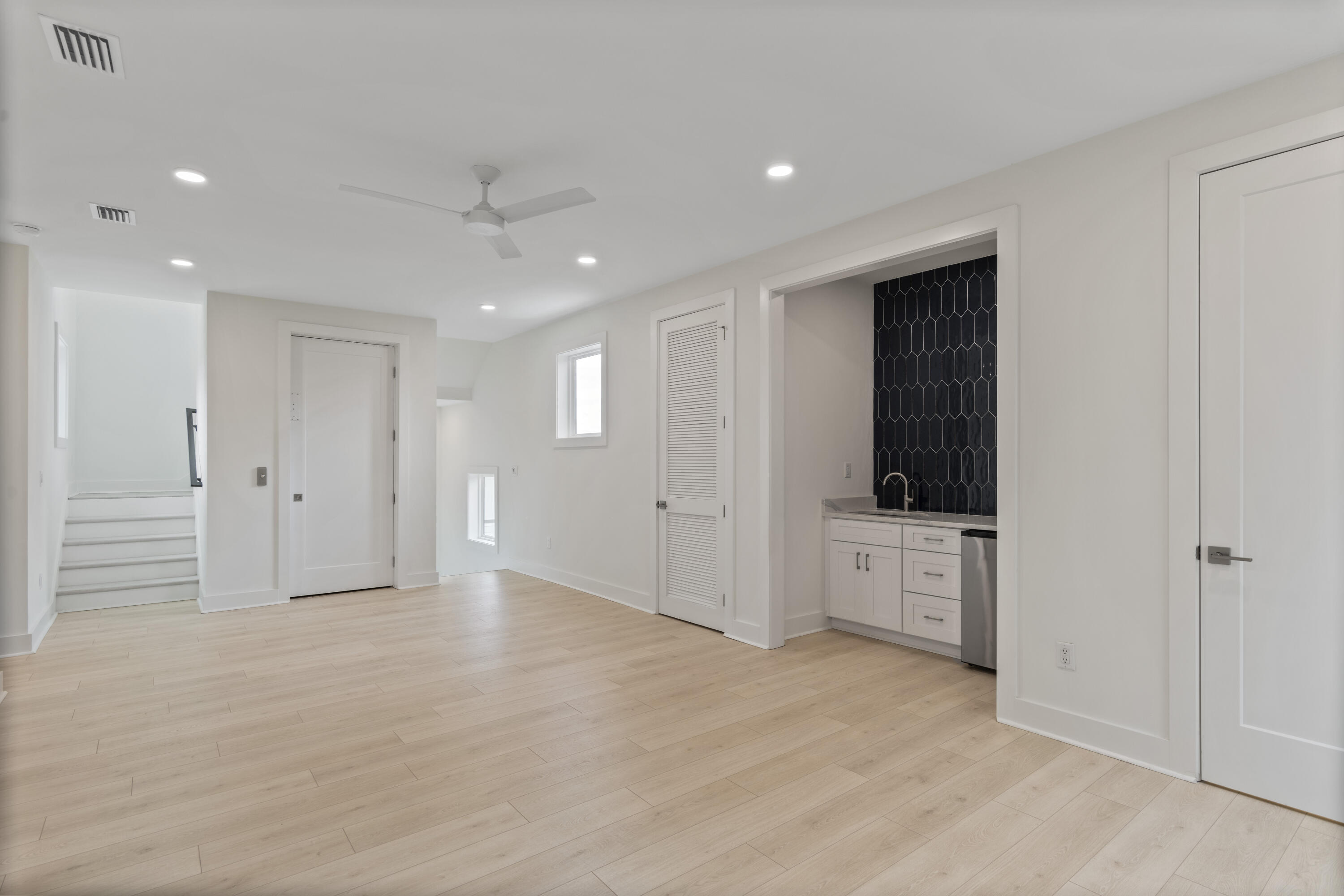 GULFVIEW HEIGHTS - Residential