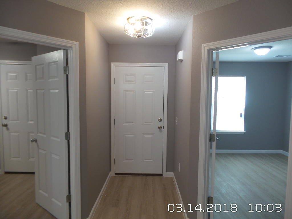 SHOAL TERRACE EST LOT 8 BLK A - Residential Lease