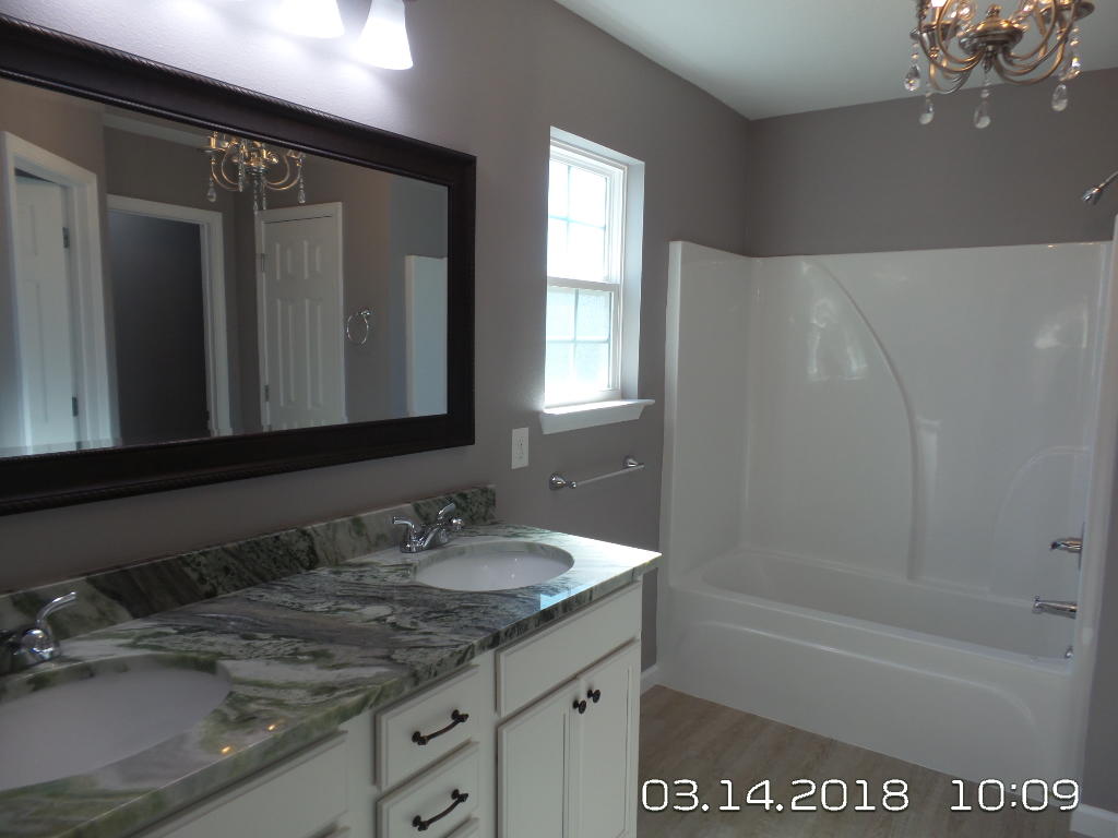 SHOAL TERRACE EST LOT 8 BLK A - Residential Lease
