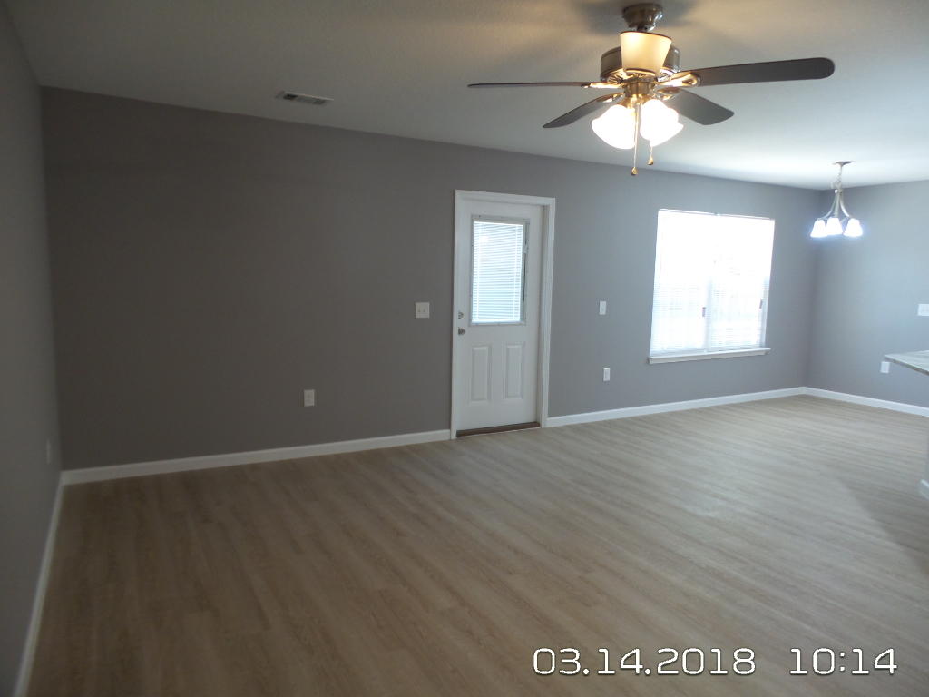 SHOAL TERRACE EST LOT 8 BLK A - Residential Lease